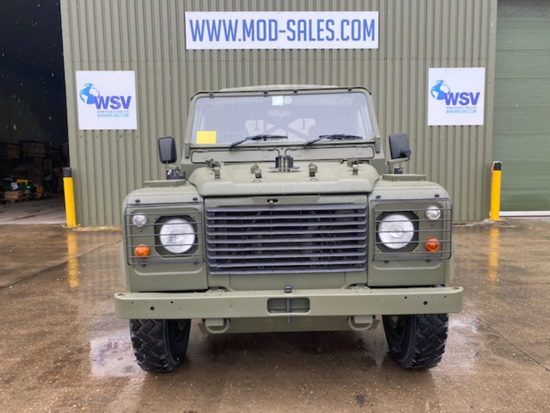 LAND ROVER 90 WOLF SOFT TOP RHD ONLY 3790 RECORDED KMS - Image 2 of 44