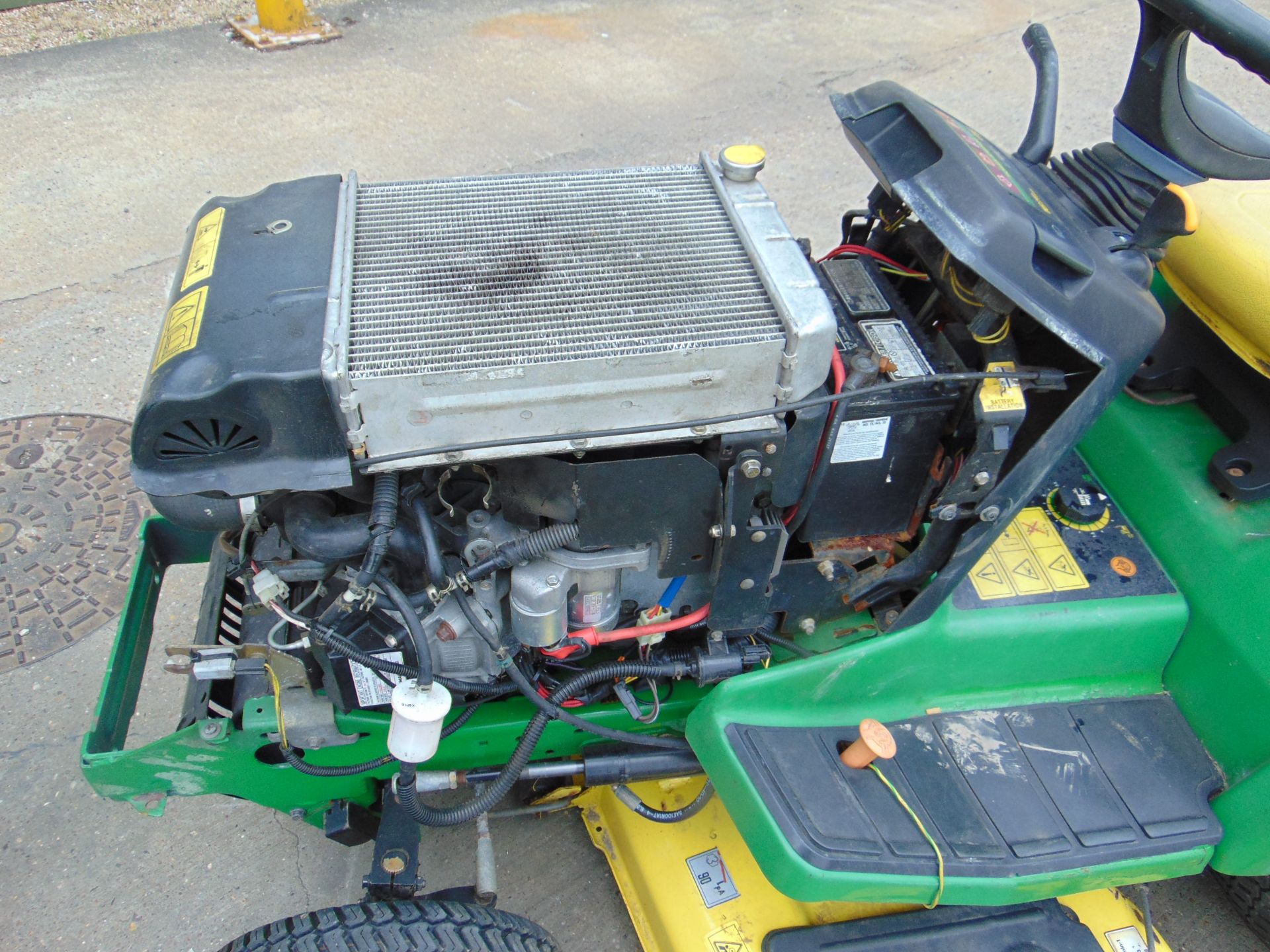 JOHN DEERE GX 355 DIESEL RIDE ON MOWER - Image 11 of 12