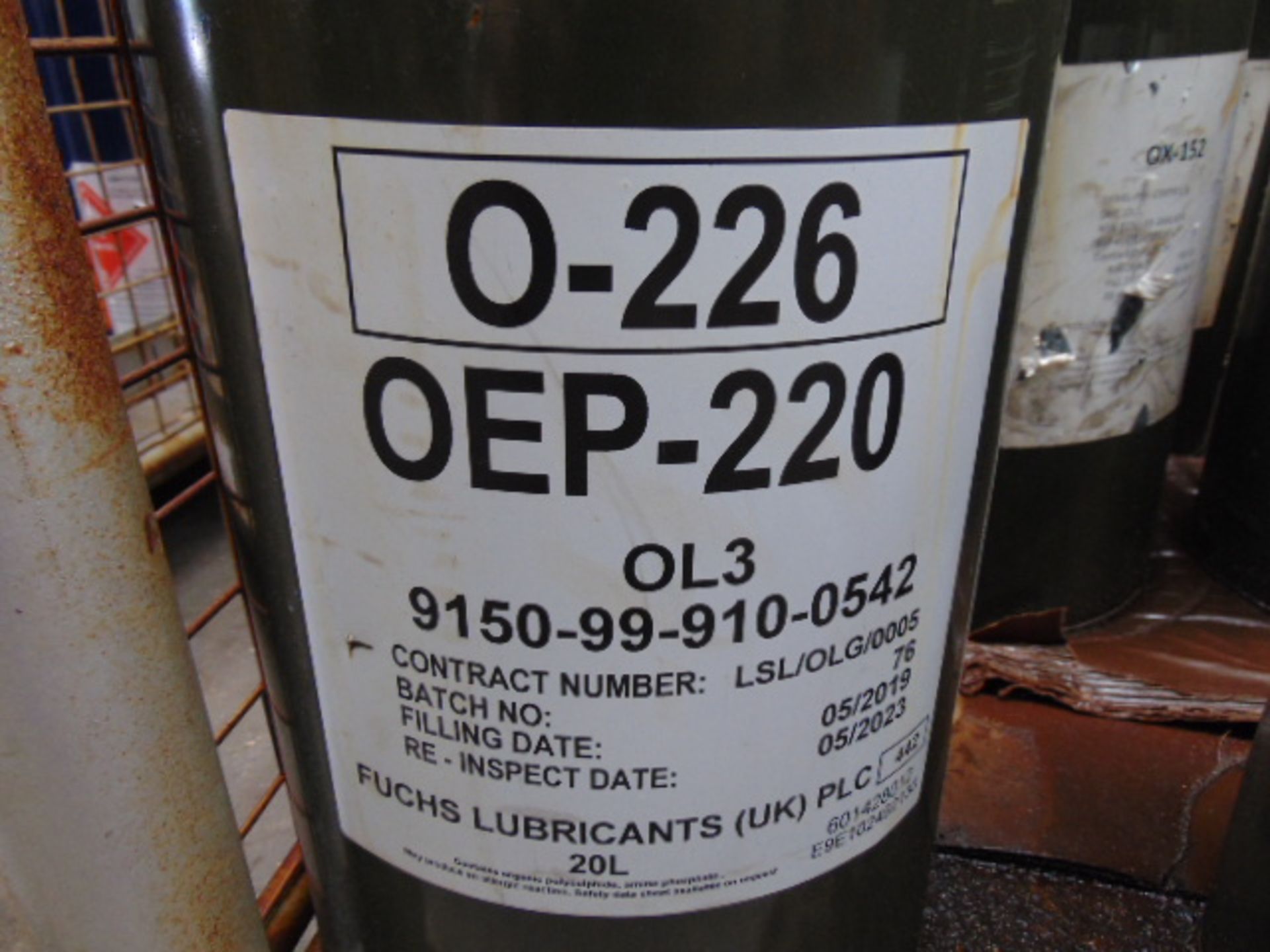 1 x Unissued 25L Drum of OEP 220 Extreme Pressure Gear Oil 80W90 Guage - Image 2 of 3