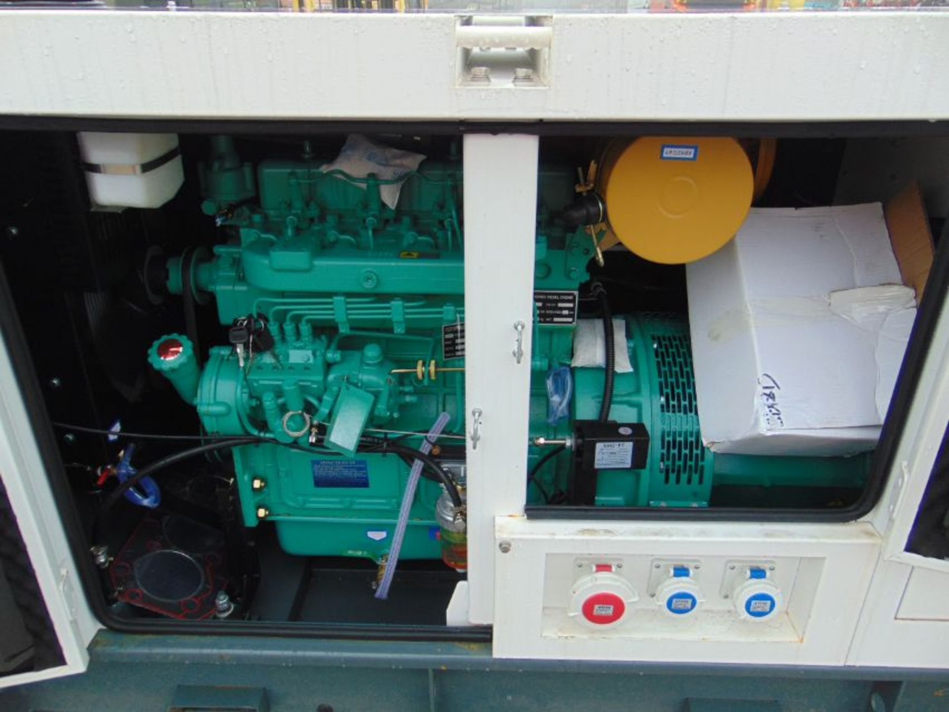 2020 UNISSUED 70 KVA 3 Phase Silent Diesel Generator Set - Image 10 of 19