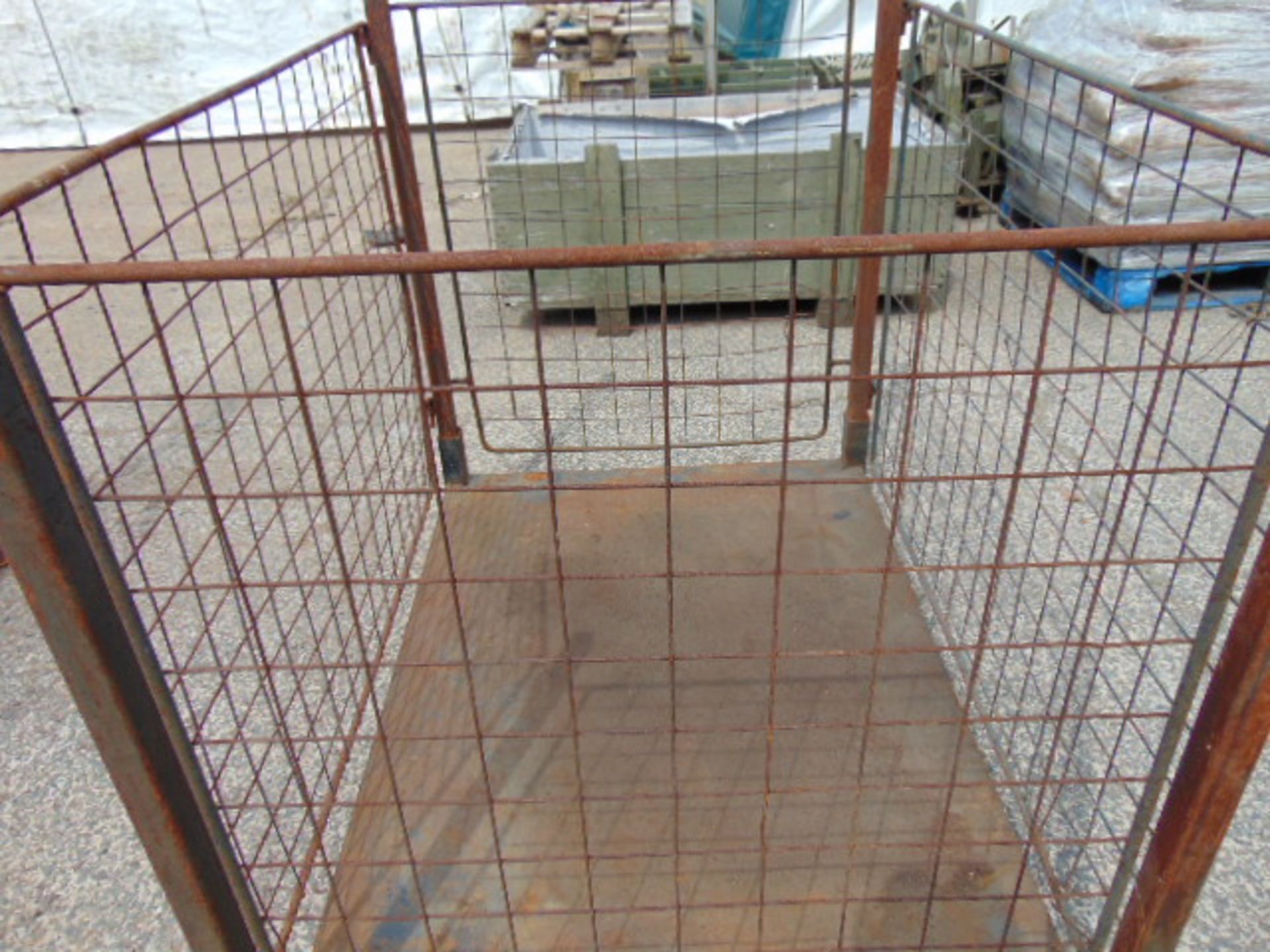 Steel Stacking Stillage with removeable sides and corner posts - Image 2 of 3