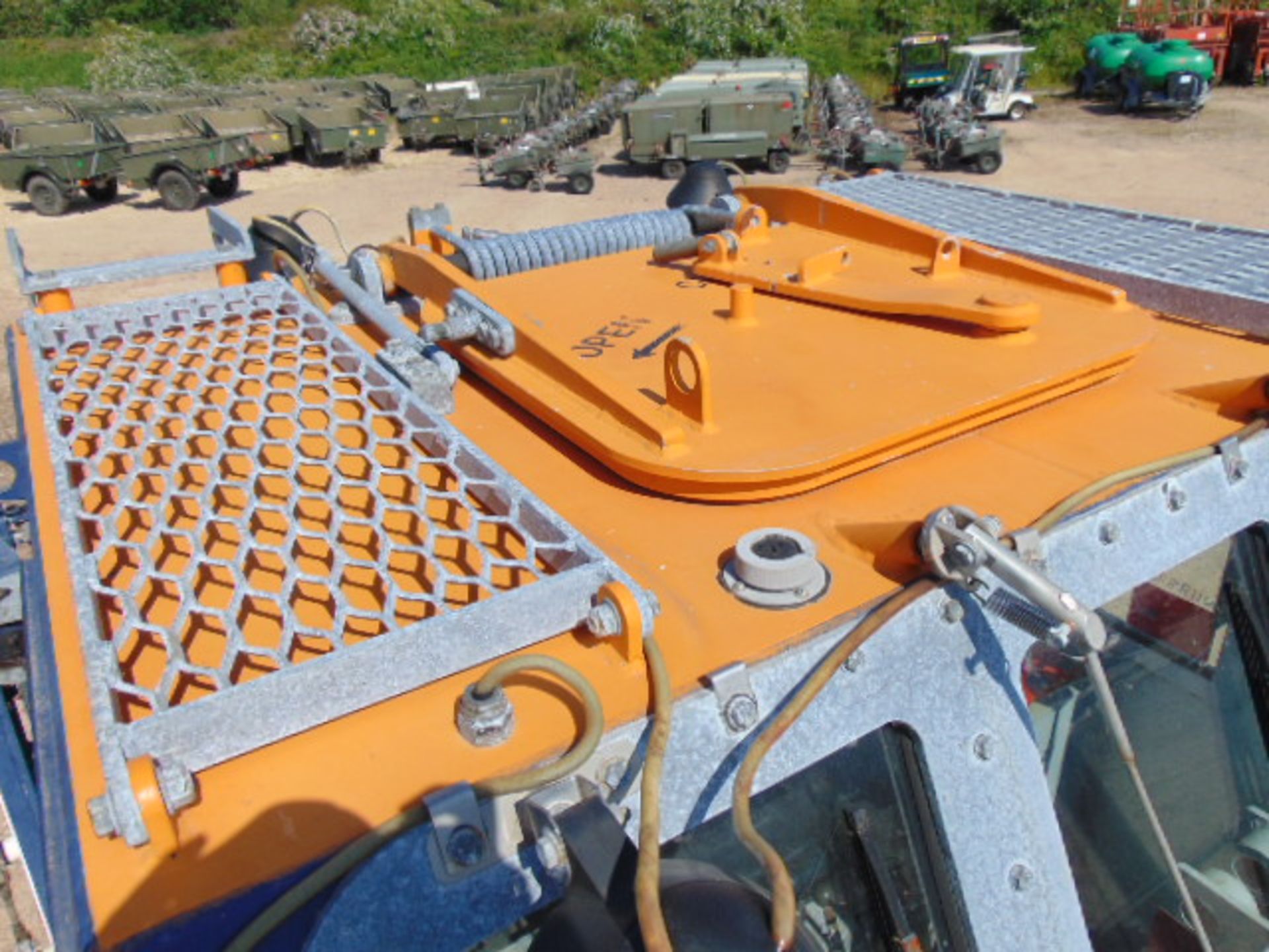 2002 Clayton Engineering Talus MBC M3 Submersible Dozer C/W Hydraulic Winch ONLY 487 HOURS! - Image 18 of 29