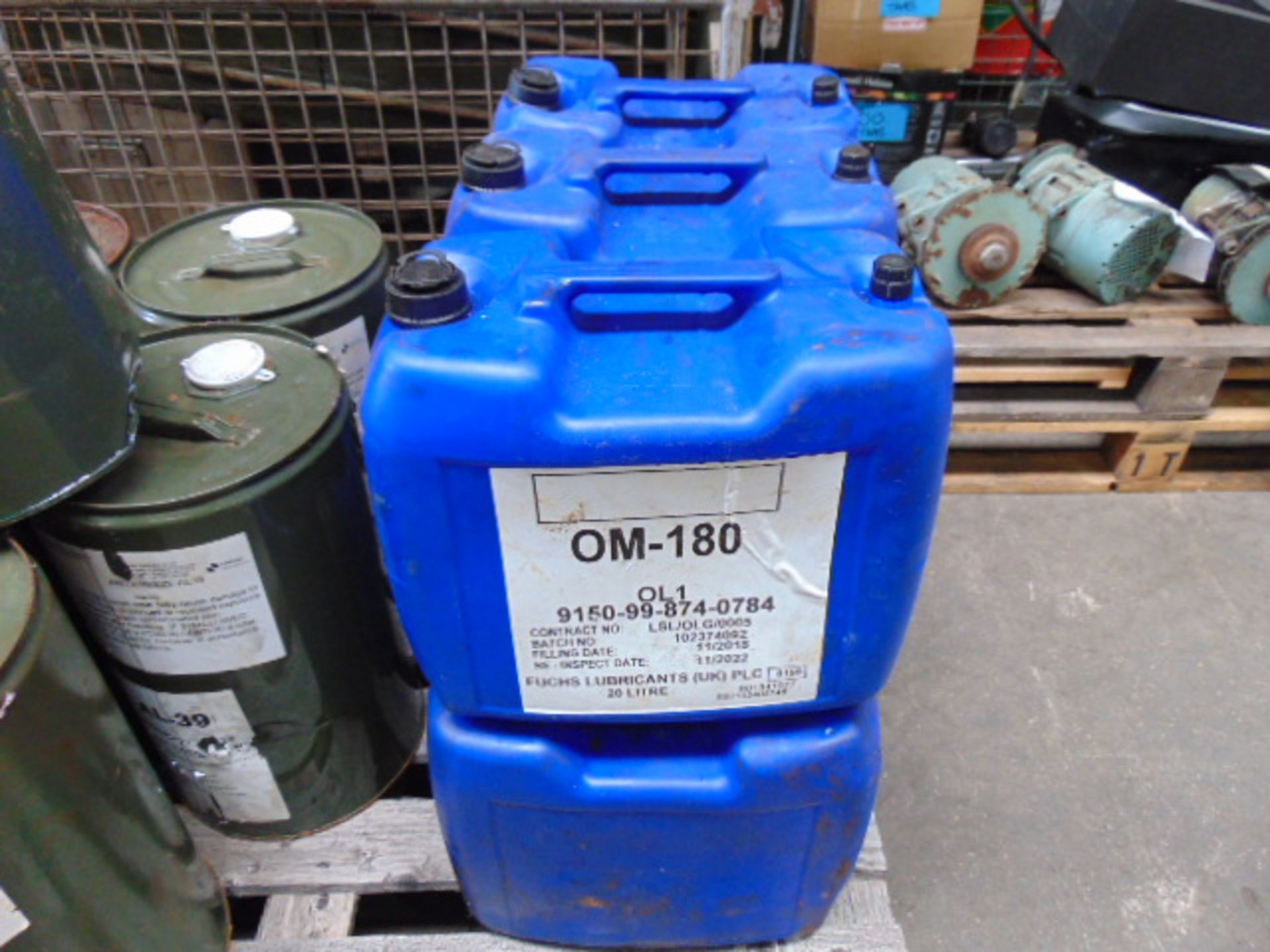 6 x Unissued 20L Drums of OM-180 High Quality Air Compressor Lubricating Oil