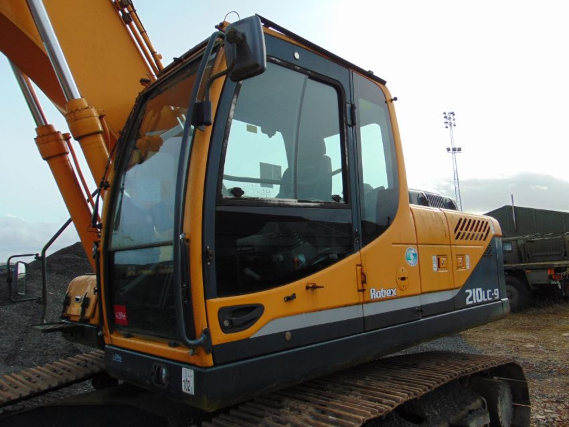 2012 Hyundai Robex 210 LC-9 Crawler Excavator ONLY 1,148 Hours! Very High Specification - Image 5 of 25