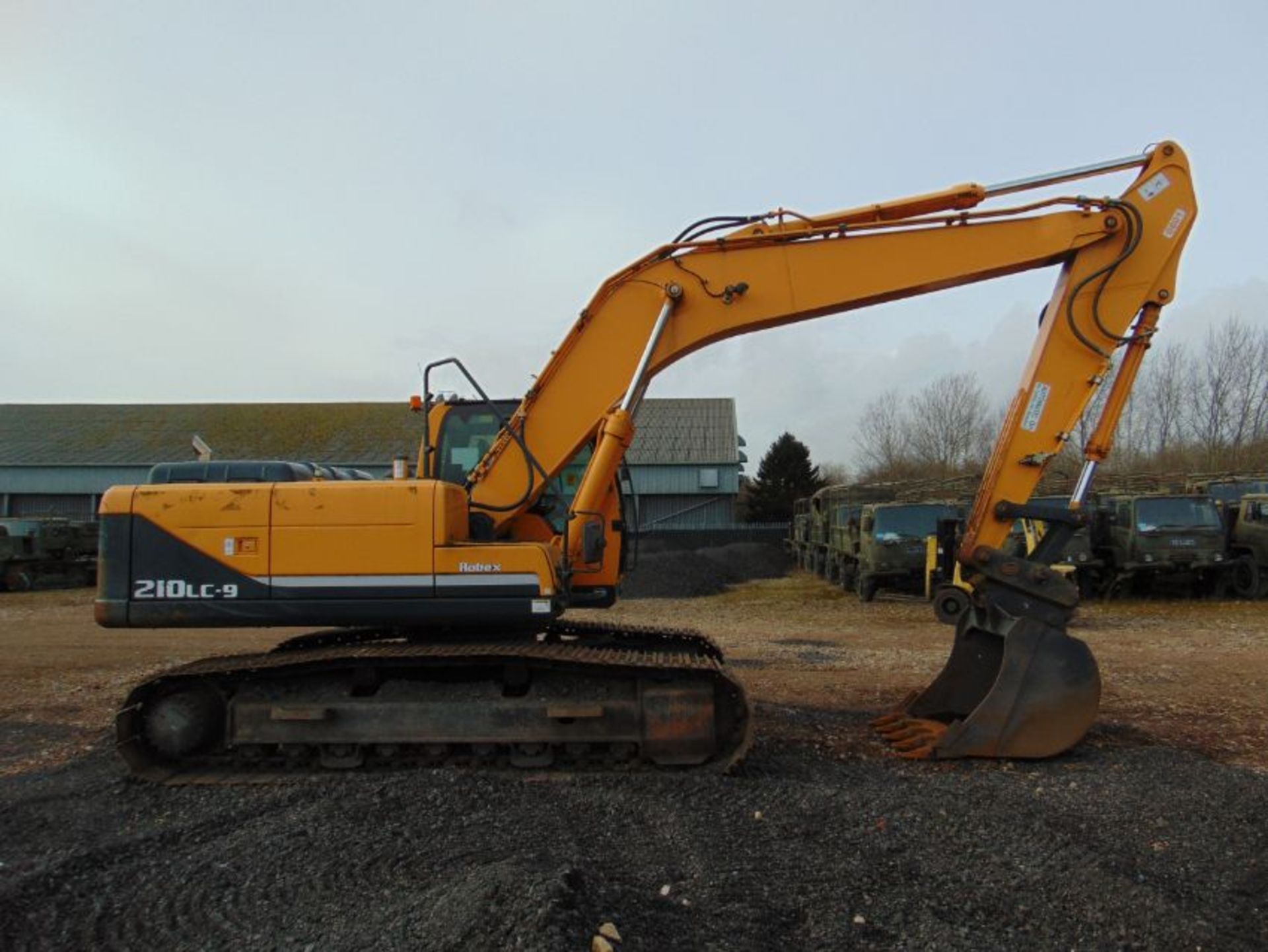 2012 Hyundai Robex 210 LC-9 Crawler Excavator ONLY 1,148 Hours! Very High Specification - Image 3 of 25