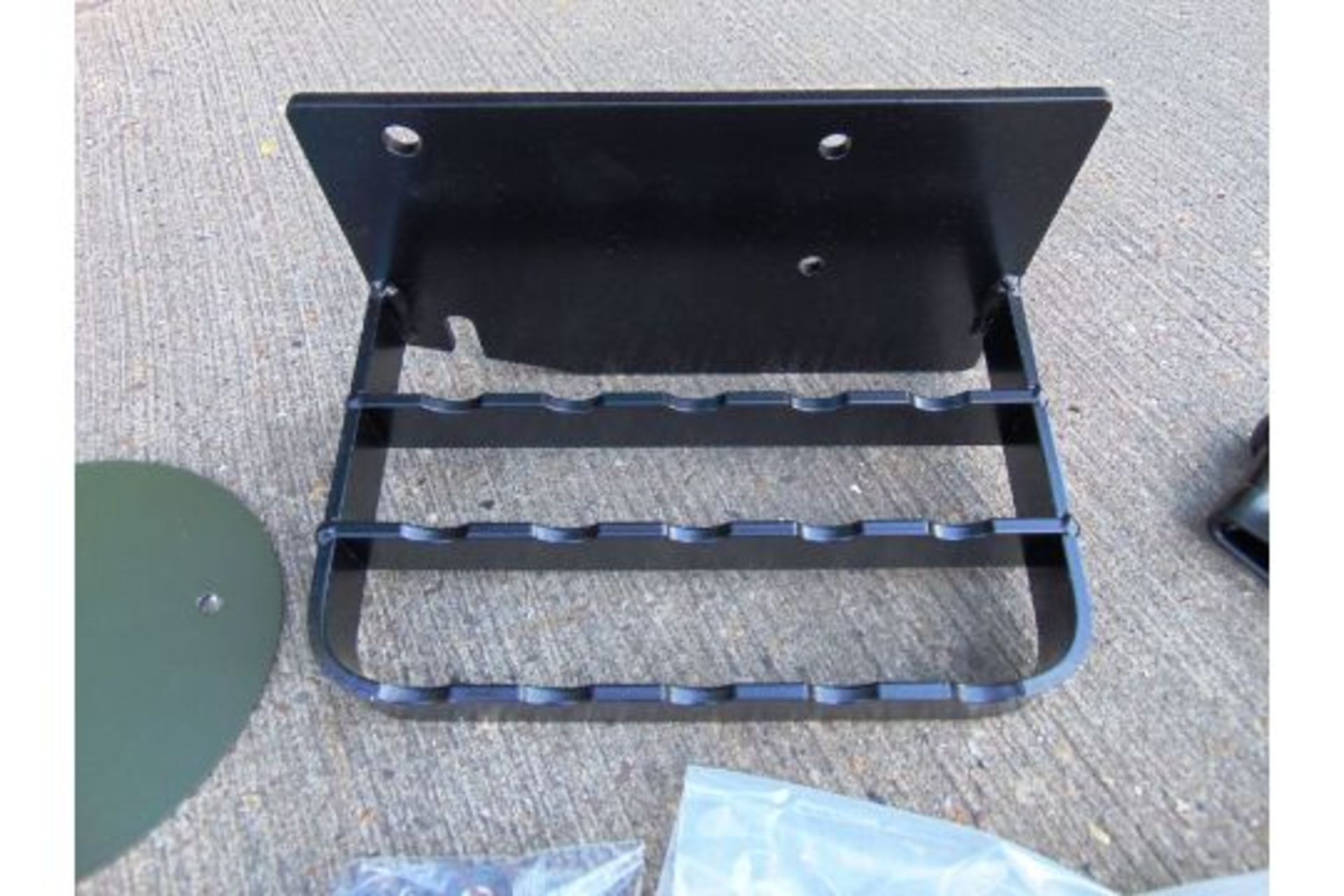 Land Rover Wolf Hard Top Rear Step Modification Kit Unissued - Image 4 of 5