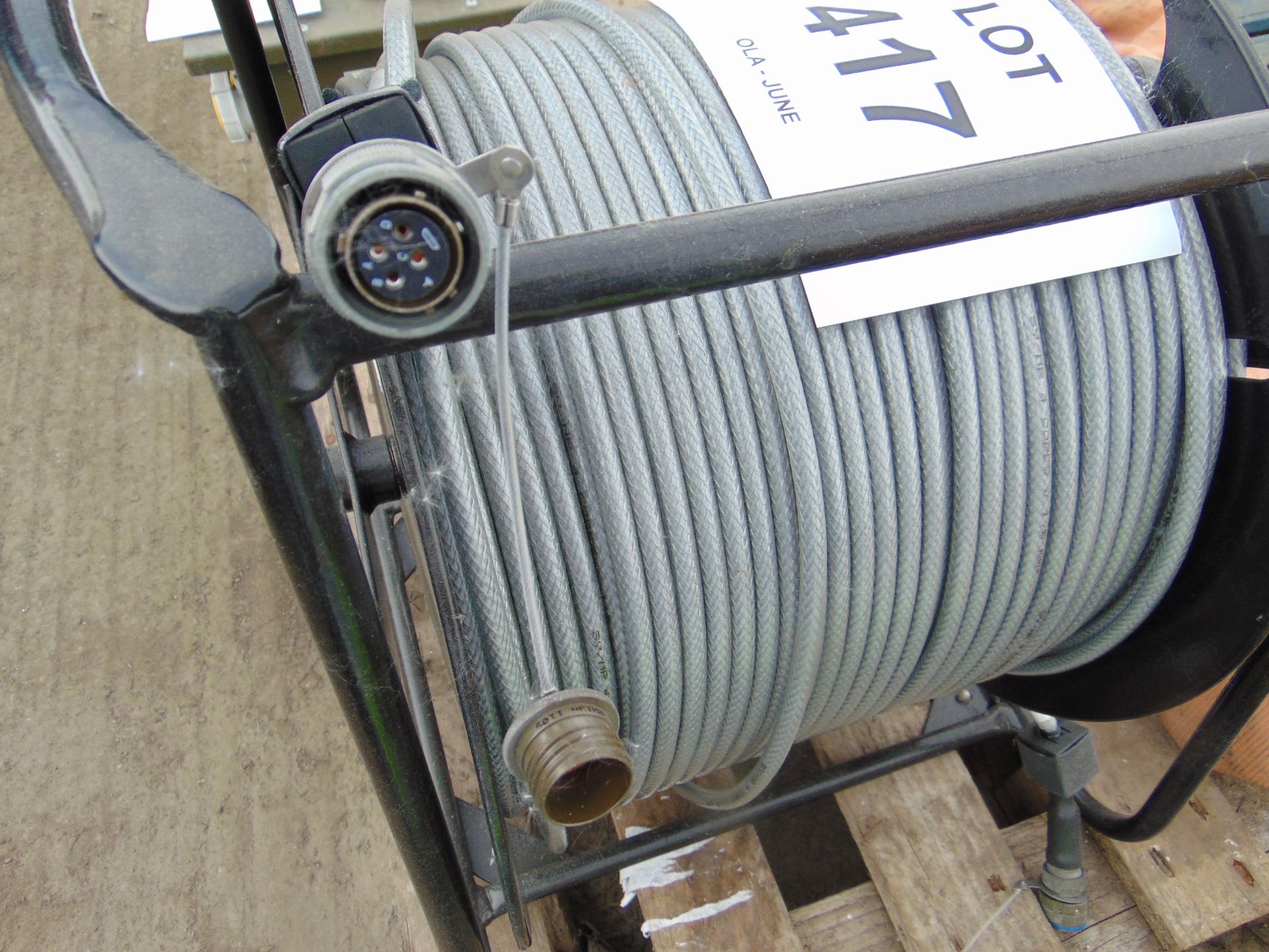 Cable Reel c/w Armoured Cable as shown - Image 2 of 4