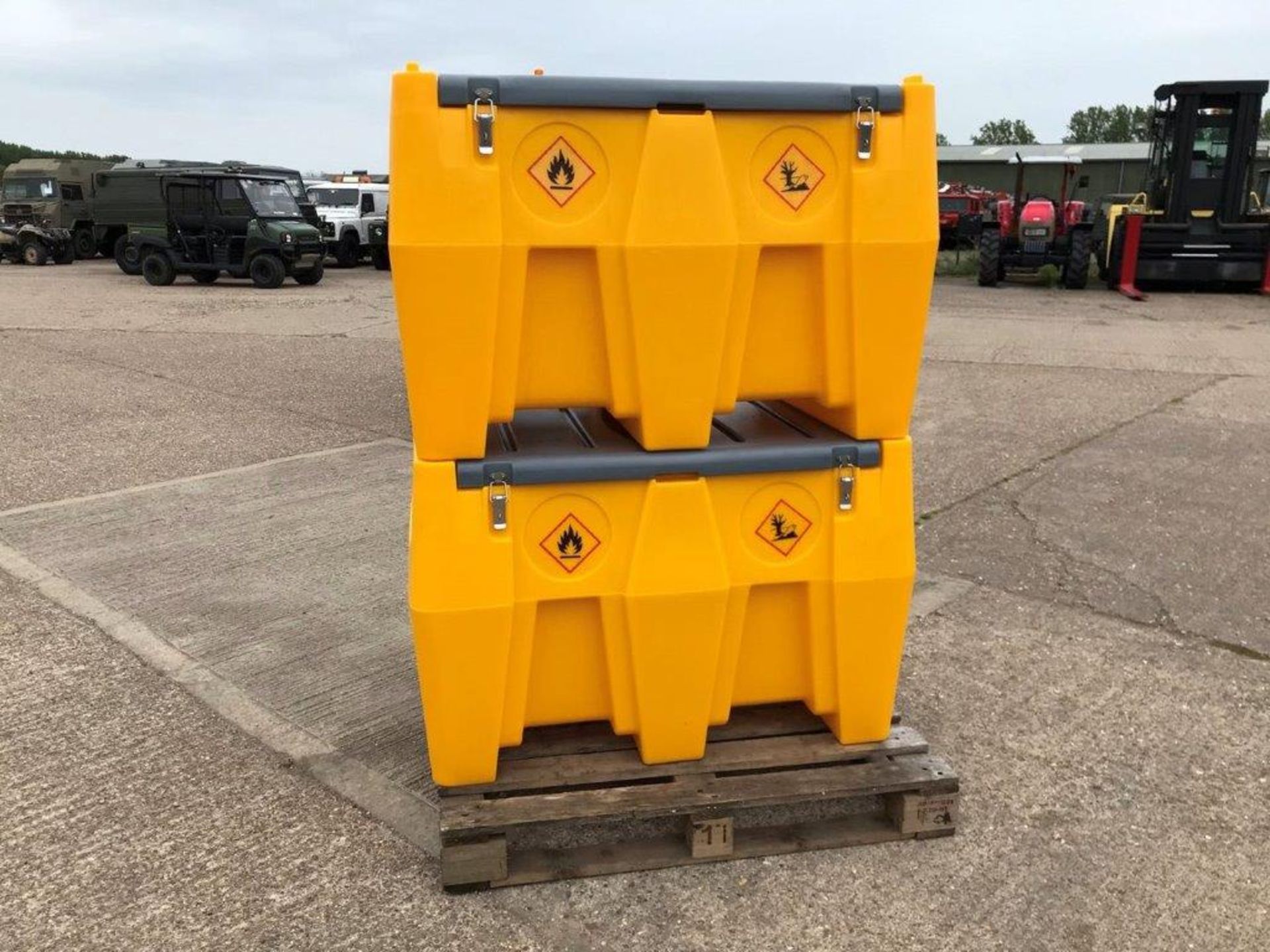 ** BRAND NEW ** Unused DTK480 transportable diesel tank with Digital dispenser - Image 25 of 41