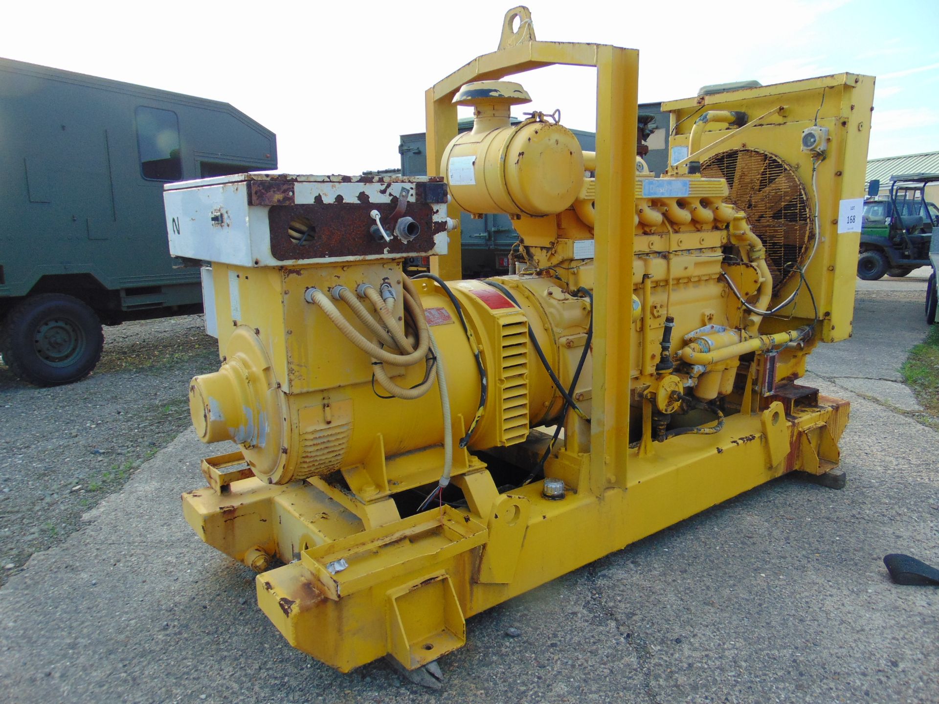 SHANNON POWER STAMFORD 165 KVA 3 PHASE DIESEL GENERATOR 280 HOURS ONLY - Image 3 of 5