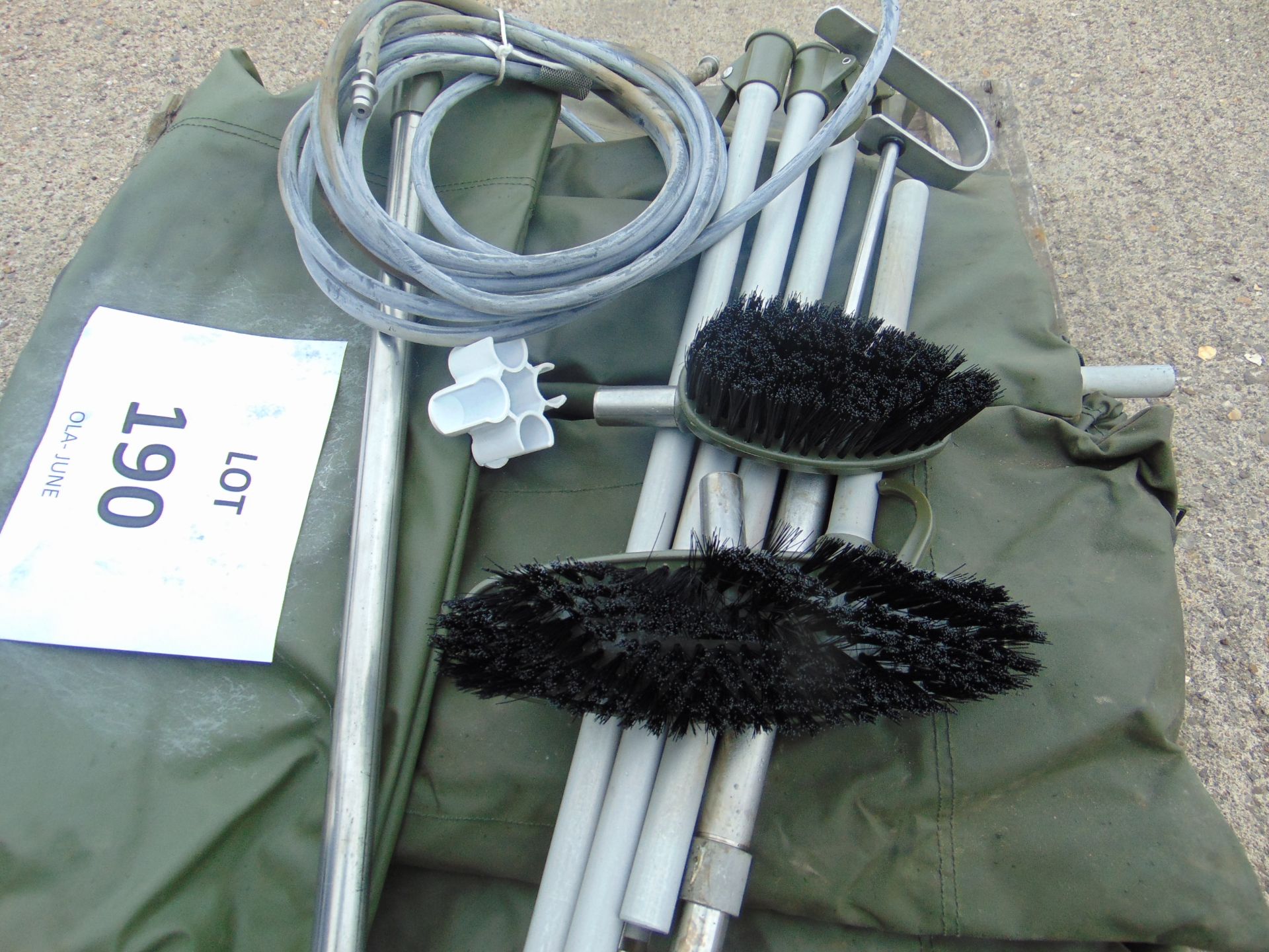 12x Vehicle CES wash down kits inc brushes, pump, poles etc - Image 4 of 4