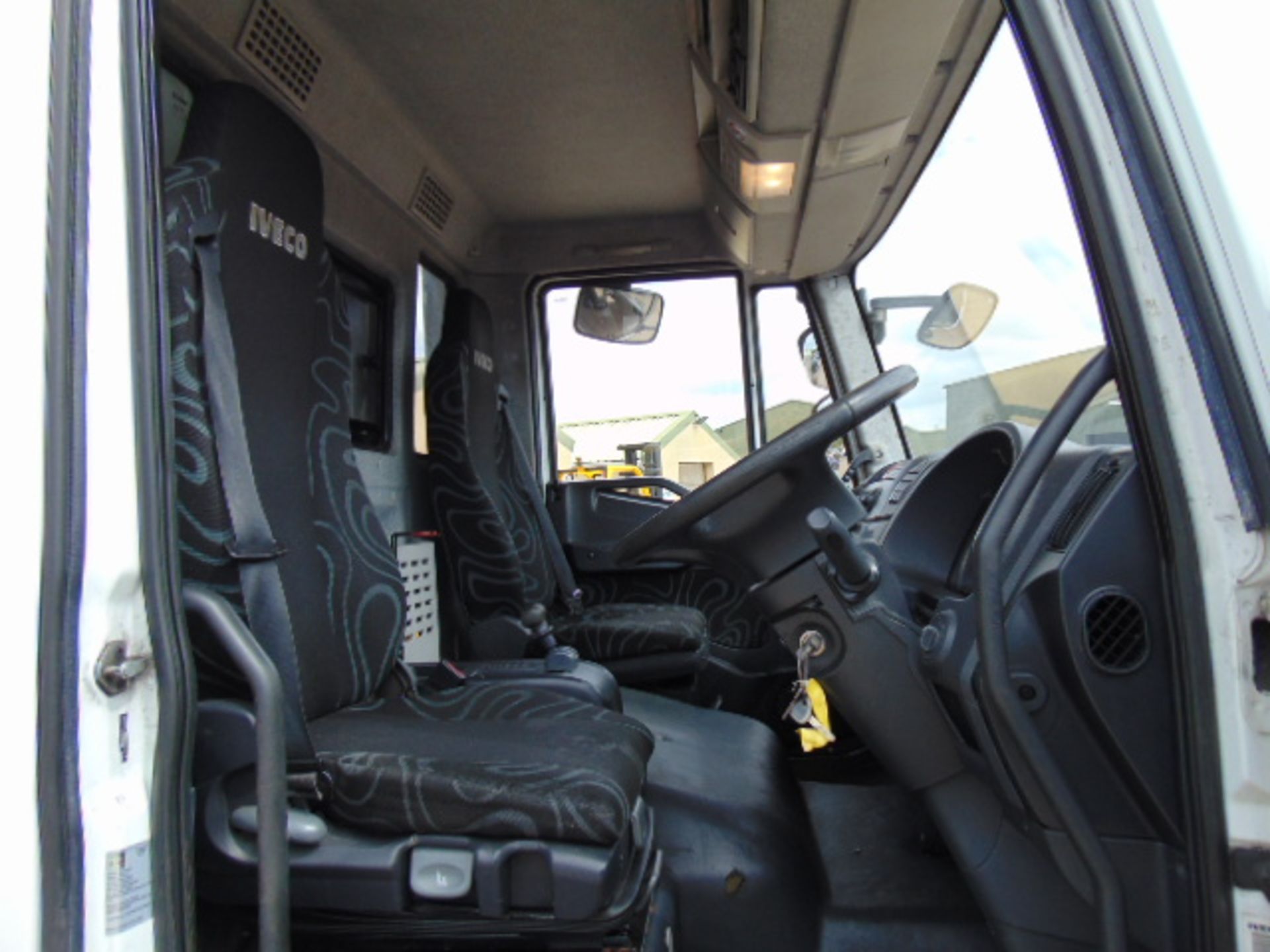 2011 Iveco Eurocargo 100E18 Day Cab Box Van 4x2 3.9L Diesel - Prison/Secure Transport - Image 19 of 25