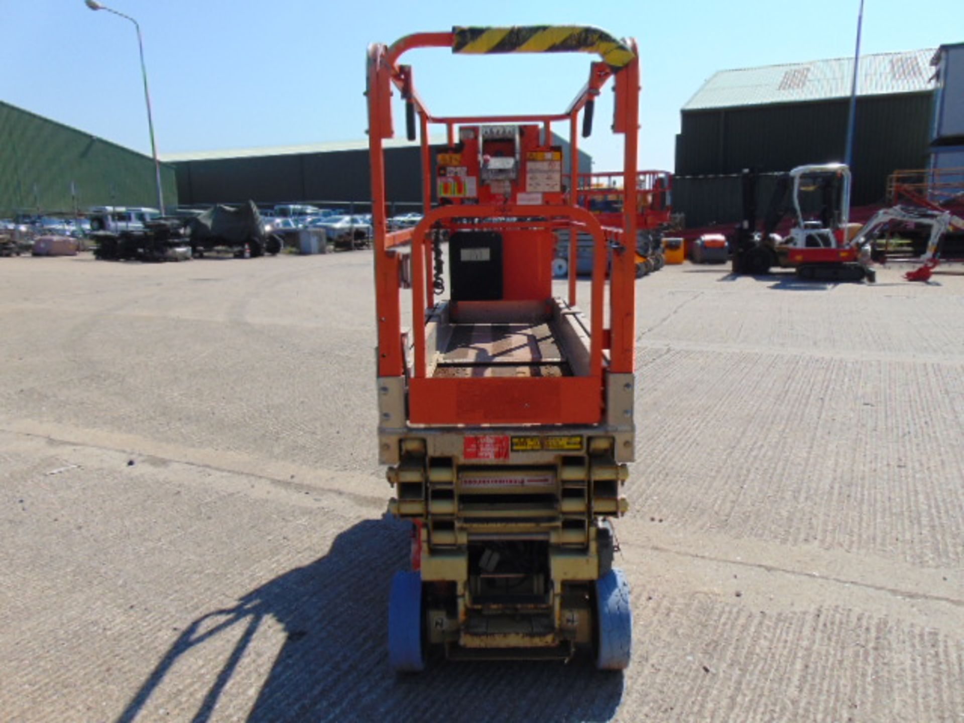 JLG 1930ES 7.62m Electric Scissor Lift Access Platform ONLY 301 Hours! - Image 3 of 15