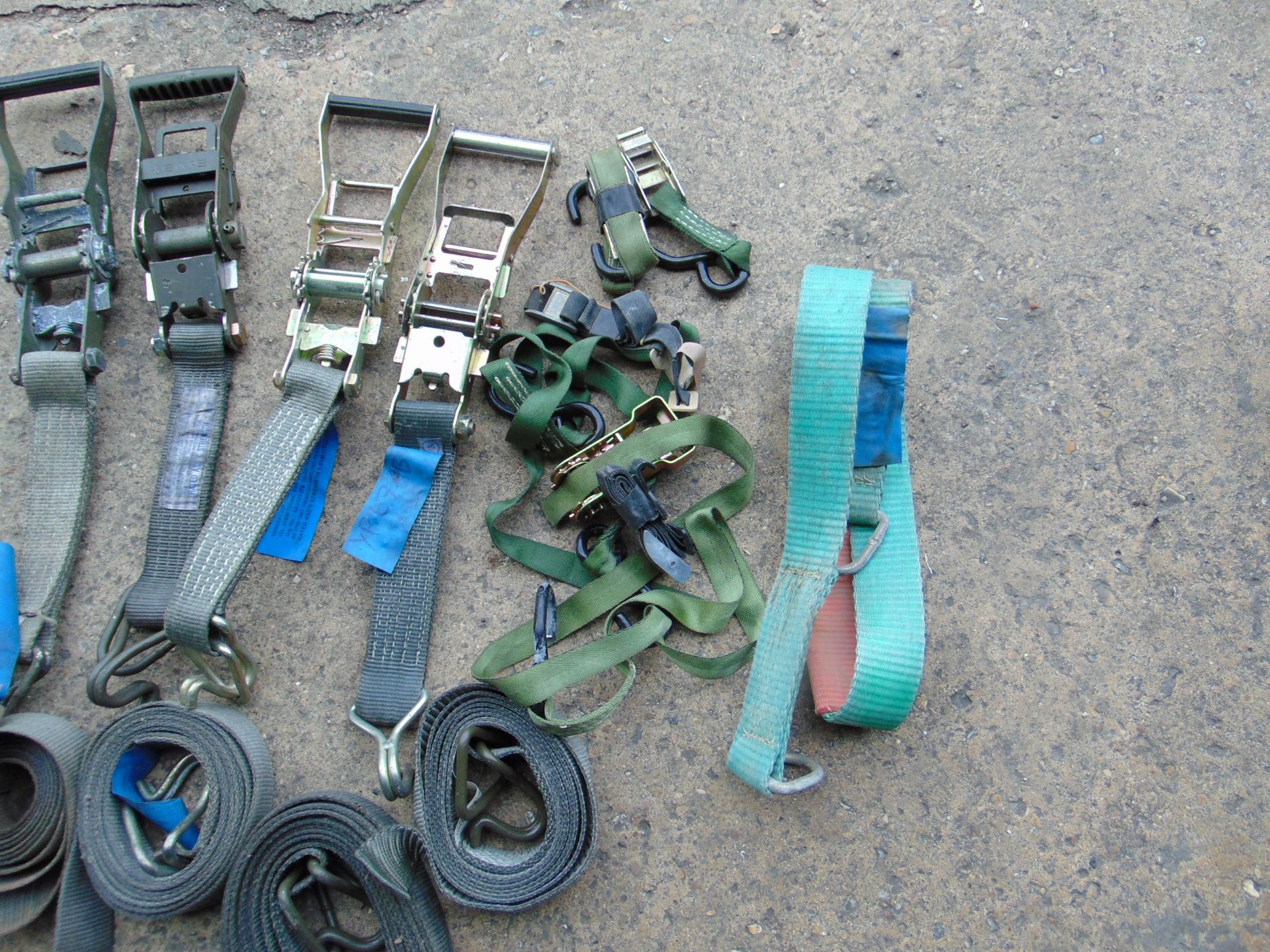 VARIOUS WEBBING STRAPS, INCLUDING 4 x RATCHET STRAPS - Image 3 of 5