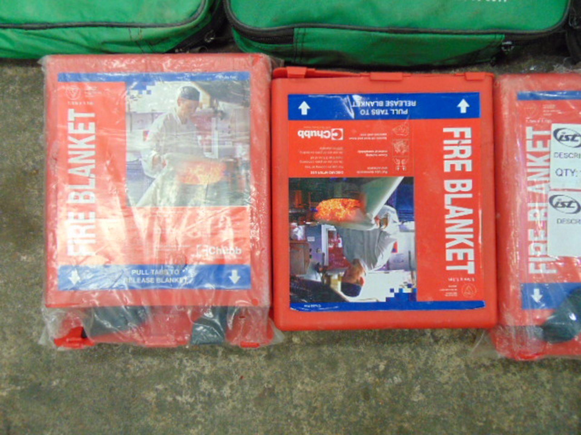 7 x First Aid Kits & 3 x Fire Blankets - Bild 3 aus 3