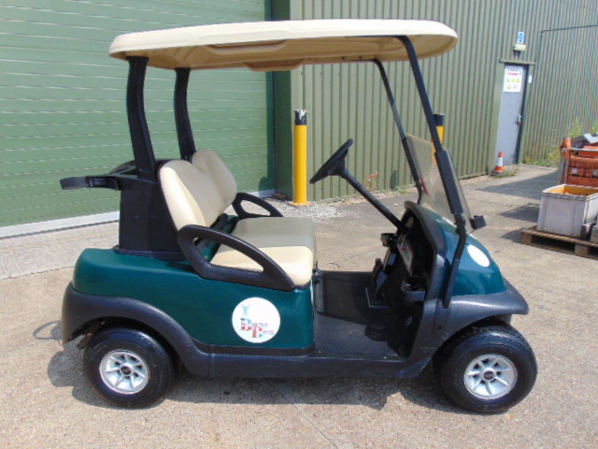 Club Car Electric Golf Buggy C/W Battery Charger - Image 5 of 12