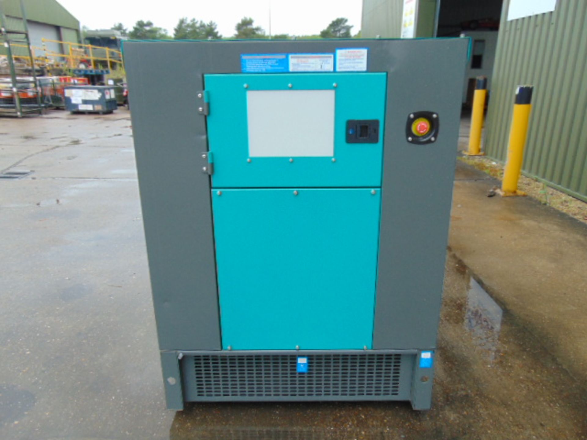 2020 UNISSUED 175 KVA 3 Phase Silent Diesel Generator Set - Image 7 of 18