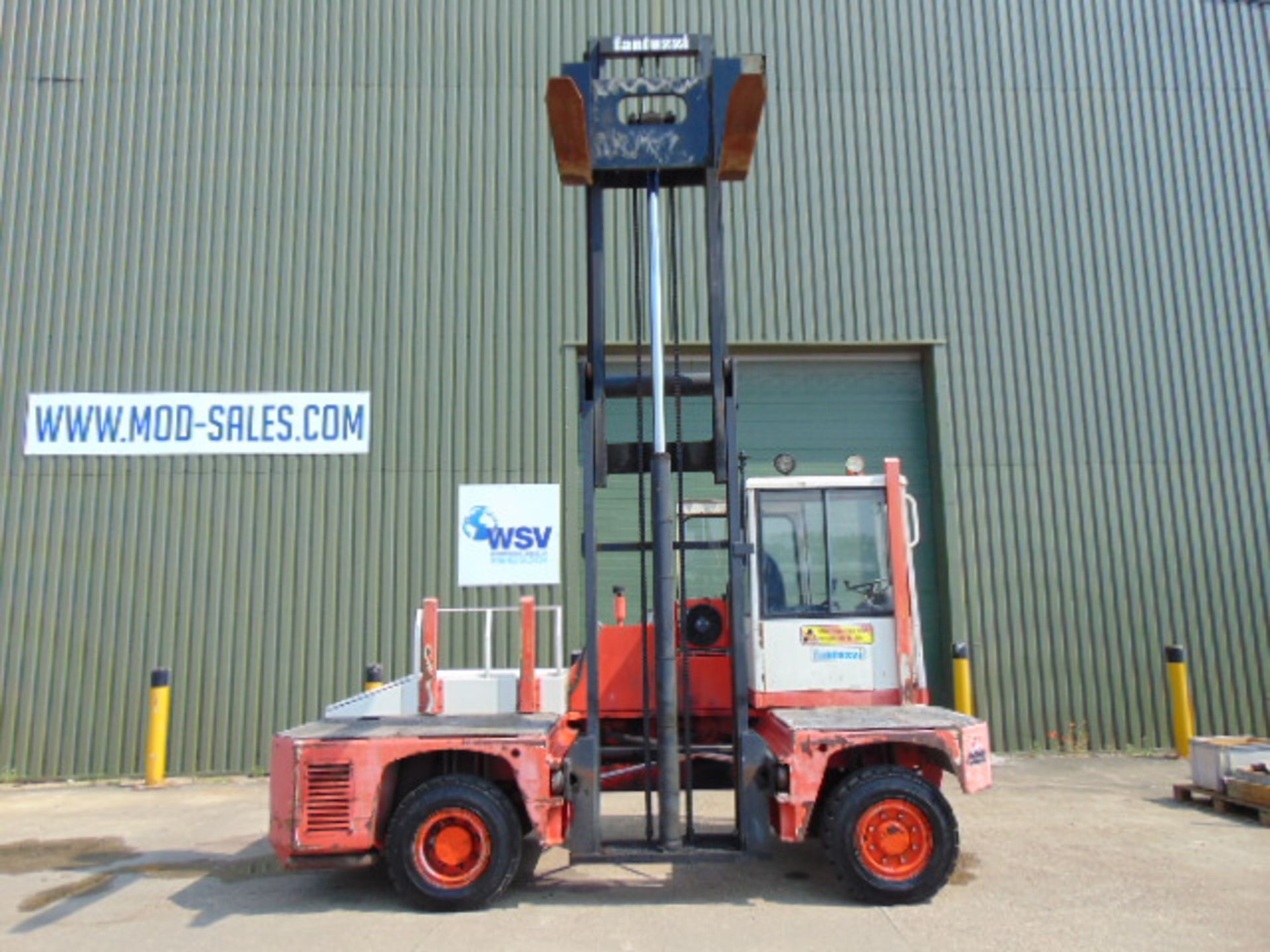 Fantuzzi SF50U Sideloader Diesel Forklift - Image 3 of 21