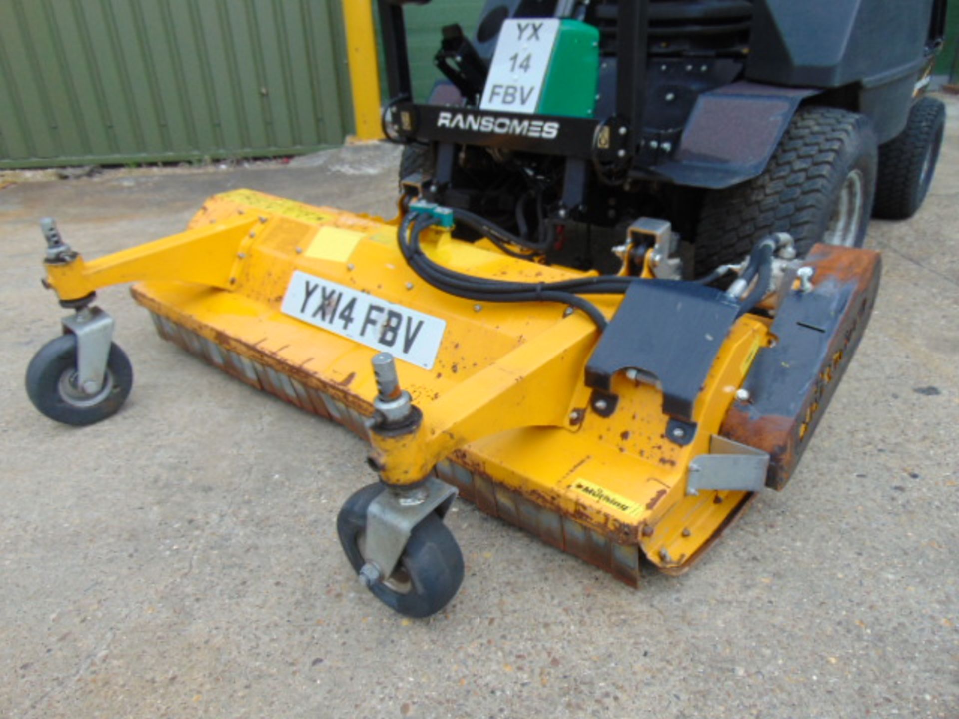 2014 Ransomes HR300 C/W Muthing Outfront Flail Mower ONLY 2,395 HOURS - Image 10 of 24