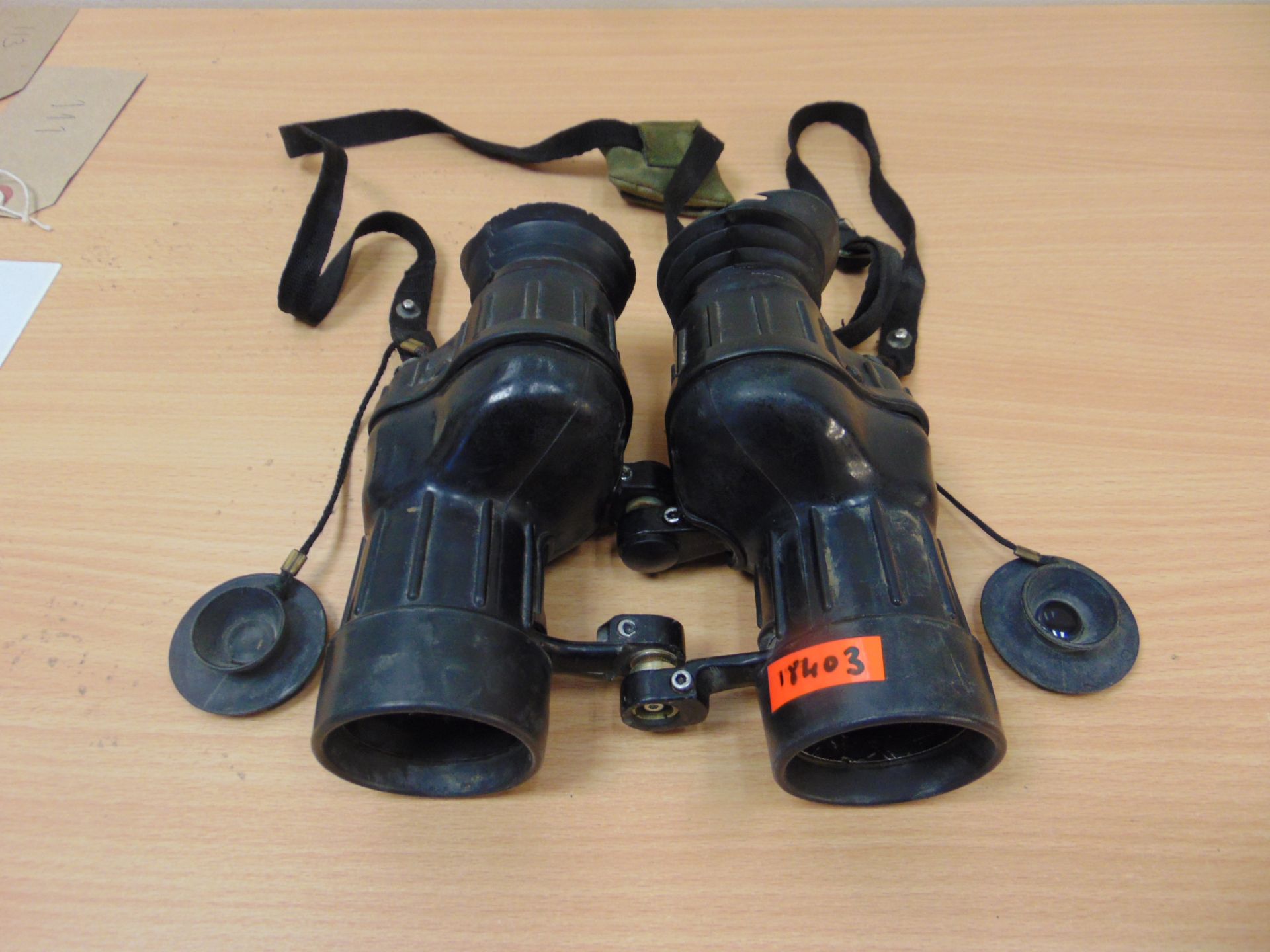 RARELY AVAILABLE BINOS 7 x 42 BRITISH ARMY L12A1 SELF FOCUSING, C/W FILTERS & STRAP ETC