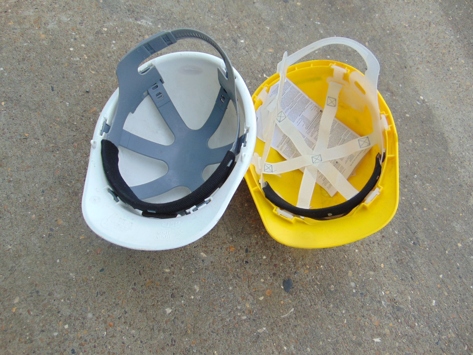 6 x HARD HATS - Image 3 of 3