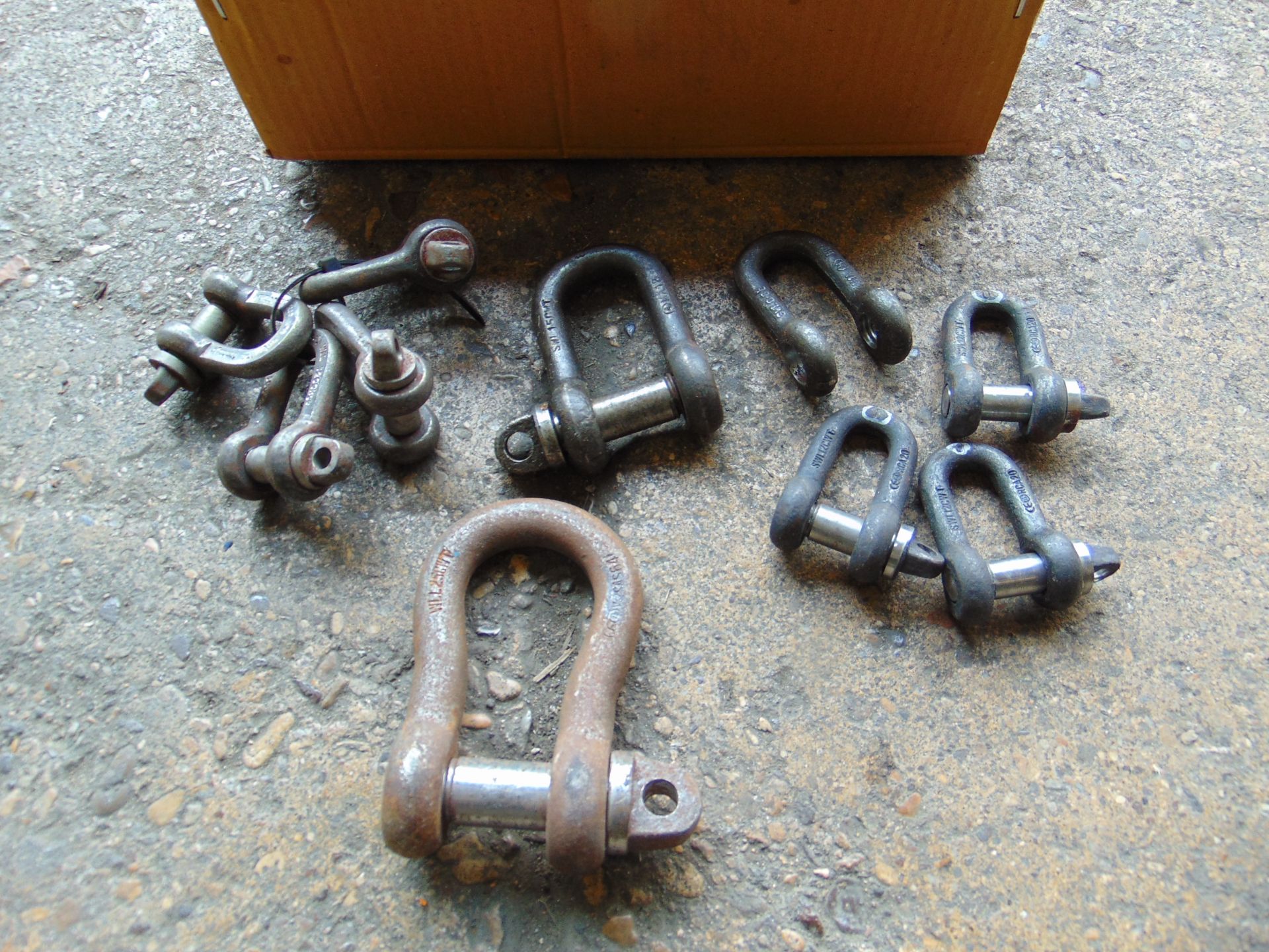 Various shackles