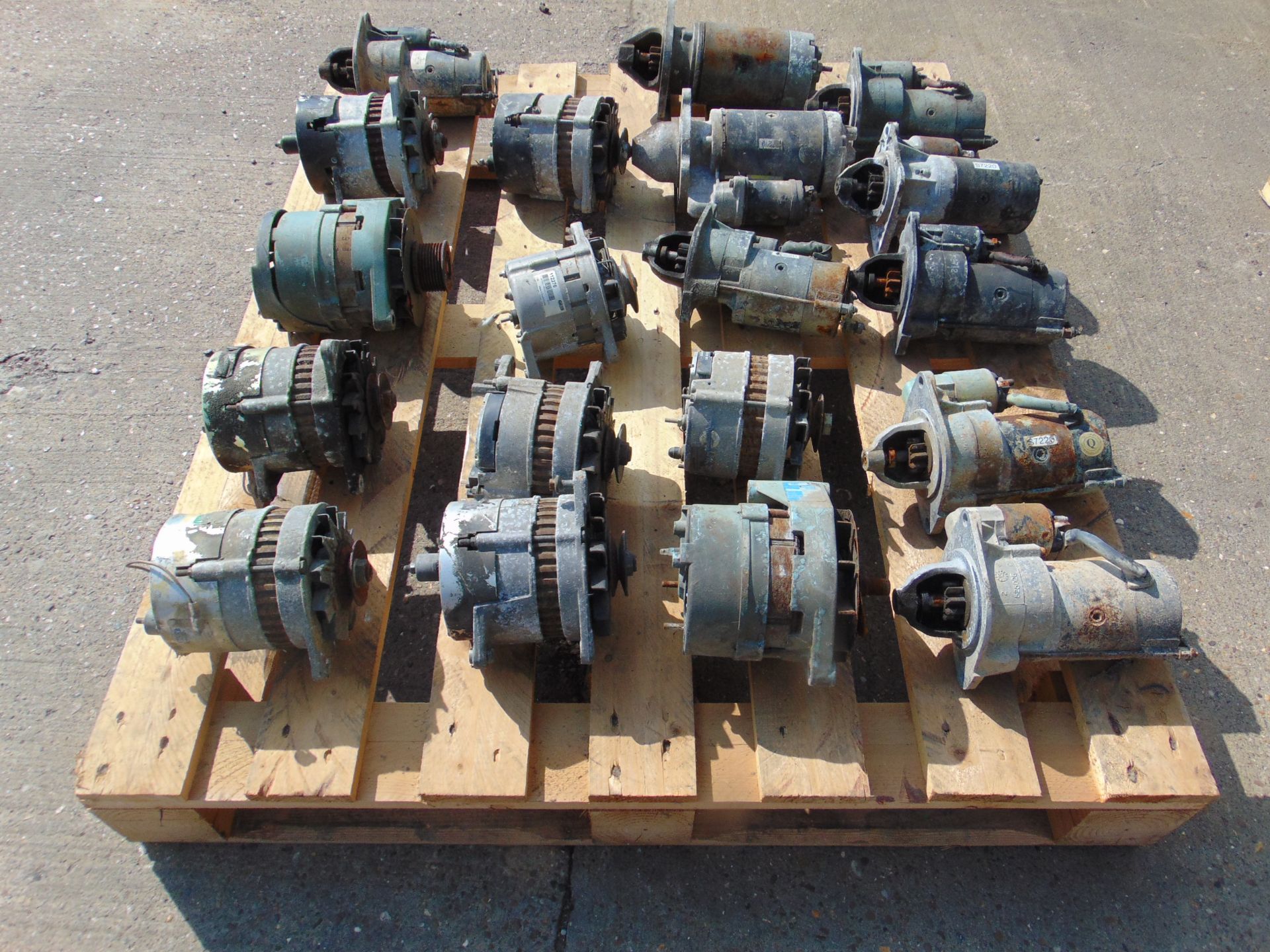 LAND ROVER ALTERNATORS AND STARTERS X 19 - Image 3 of 5