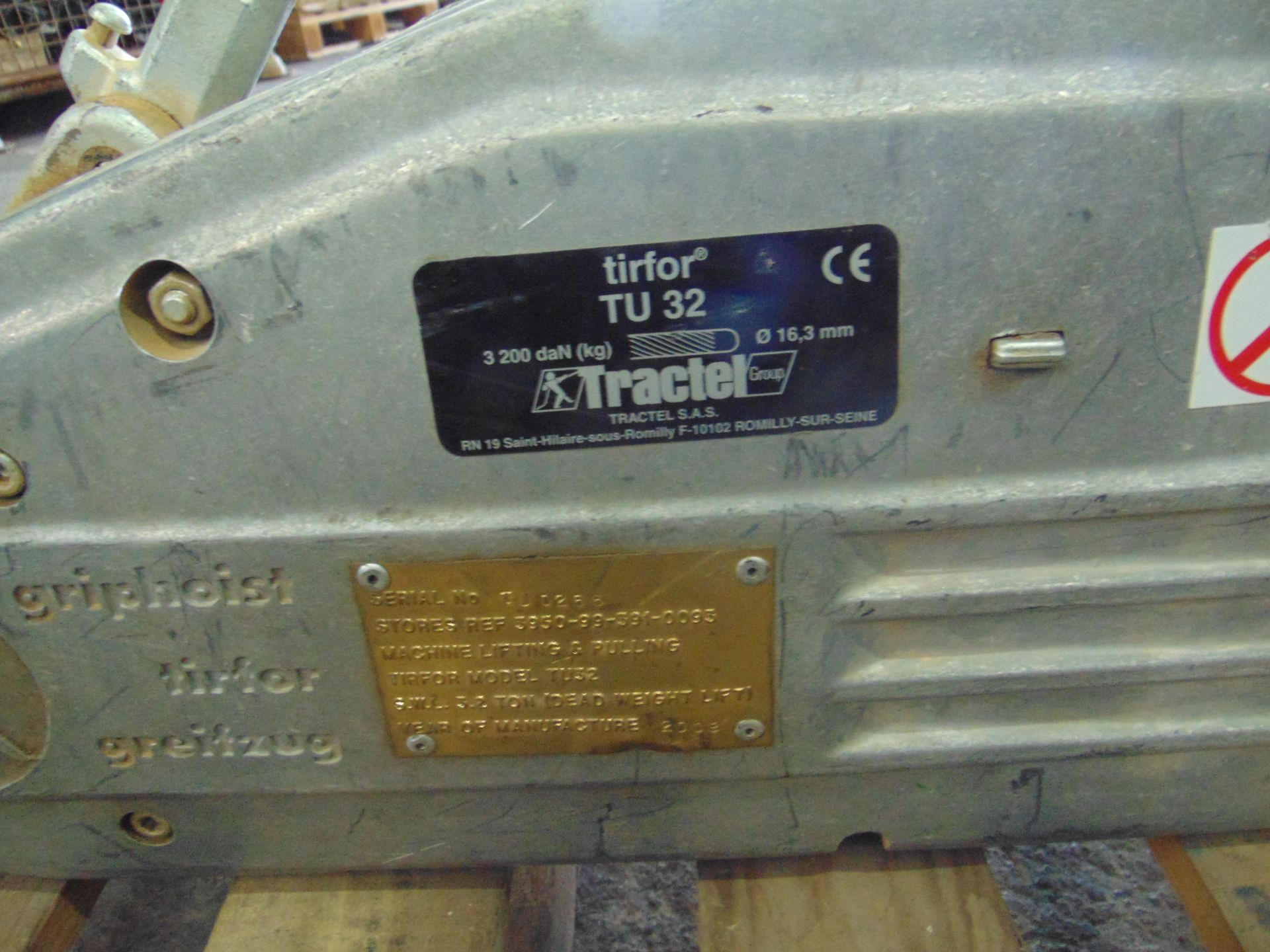 TRACTEL TU32 TIRFOR WINCH WITH WINCH ROPE - Image 7 of 8