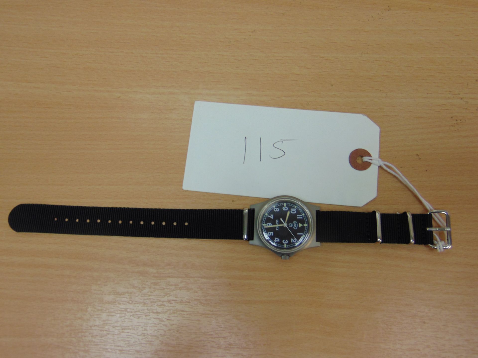 VERY RARE UNISSUED CWC 0552 ROYAL MARINES/NAVY ISSUE SERVICE WATCH, NATO MARKINGS, DATED 1990 - Image 3 of 6