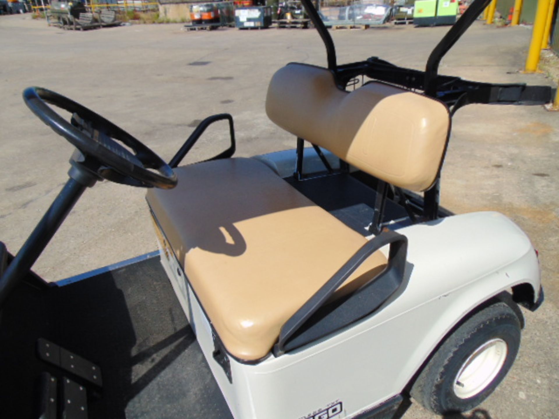 E-Z-GO Electric 2 Seat Golf Buggy ONLY 223 HOURS! - Image 11 of 17