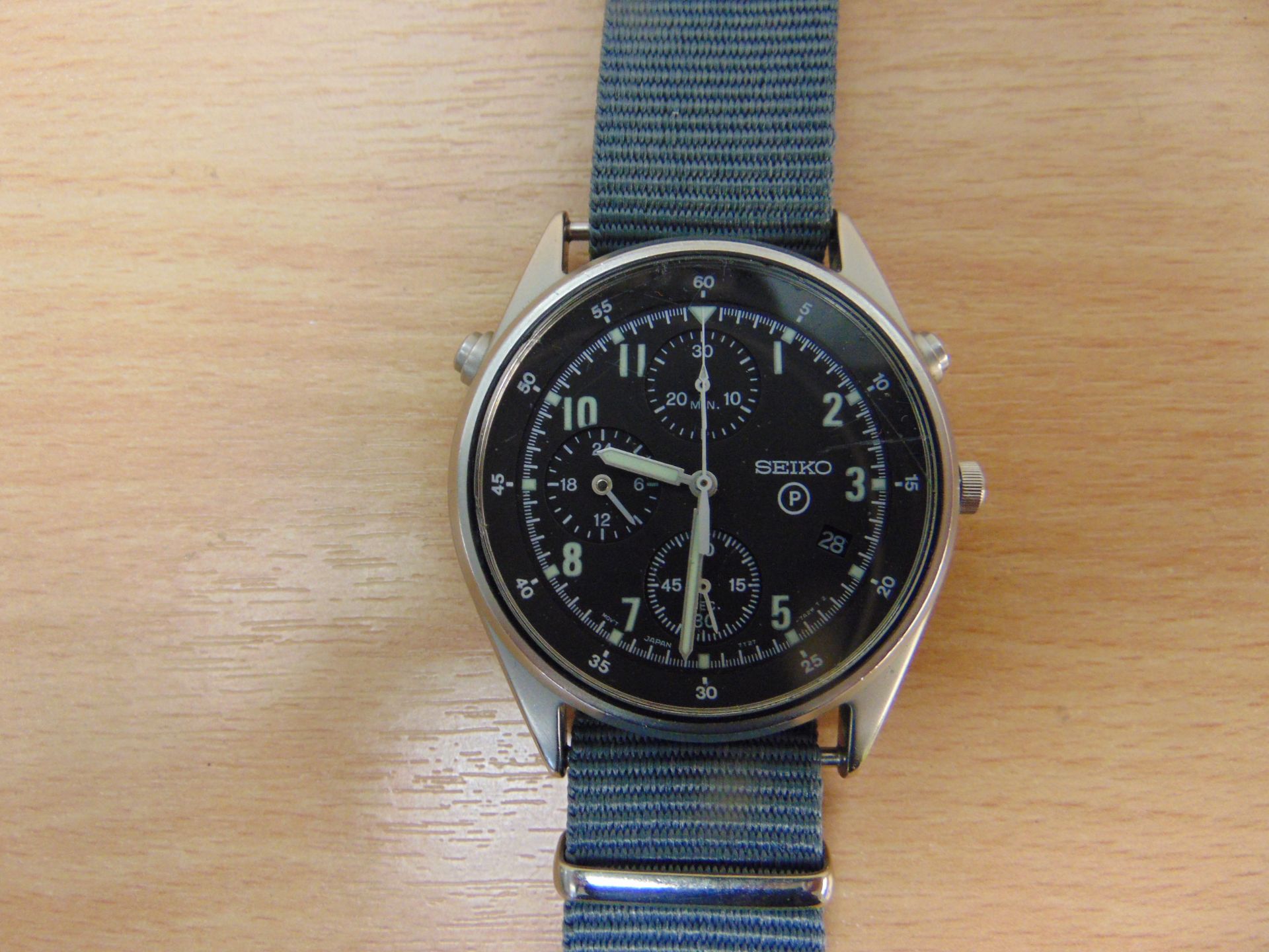 VERY NICE R.A.F. PILOTS ISSUE SEIKO GEN 2 CHRONO WITH NATO MARKINGS, DATED 1994