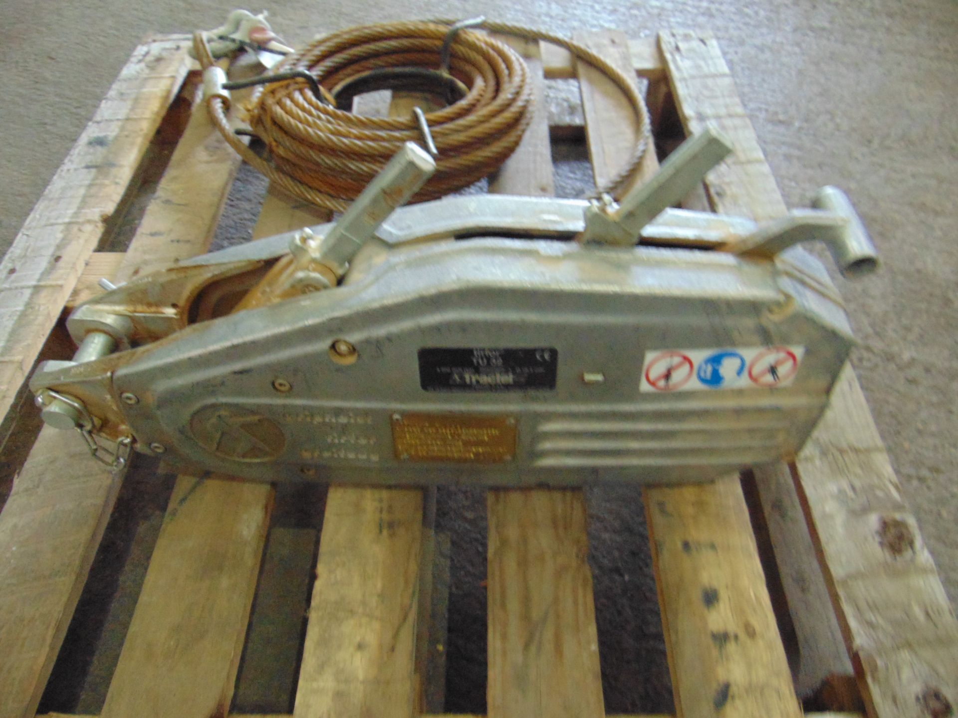 TRACTEL TU32 TIRFOR WINCH WITH WINCH ROPE - Image 8 of 8