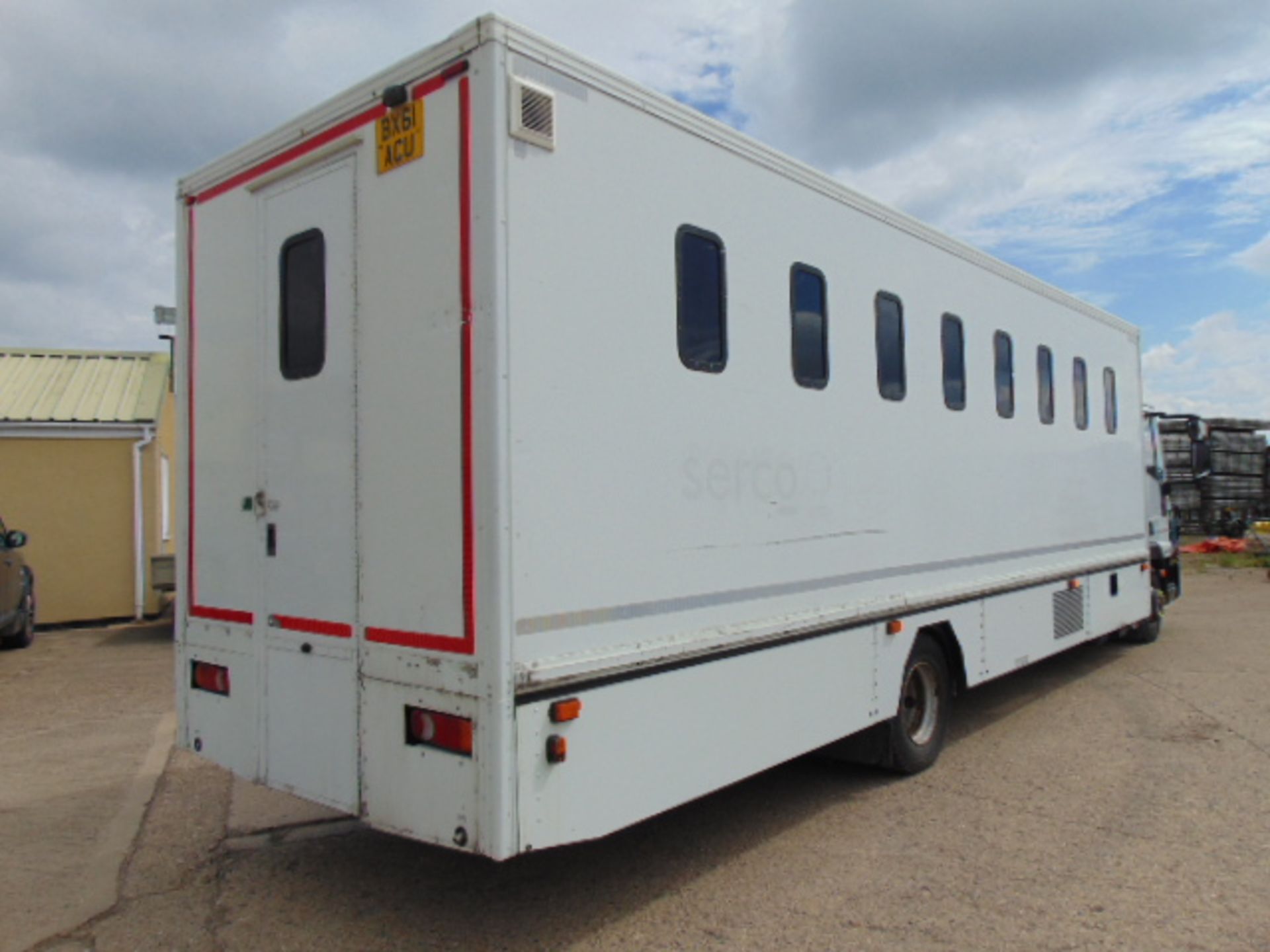 2011 Iveco Eurocargo 100E18 Day Cab Box Van 4x2 3.9L Diesel - Prison/Secure Transport - Image 6 of 25