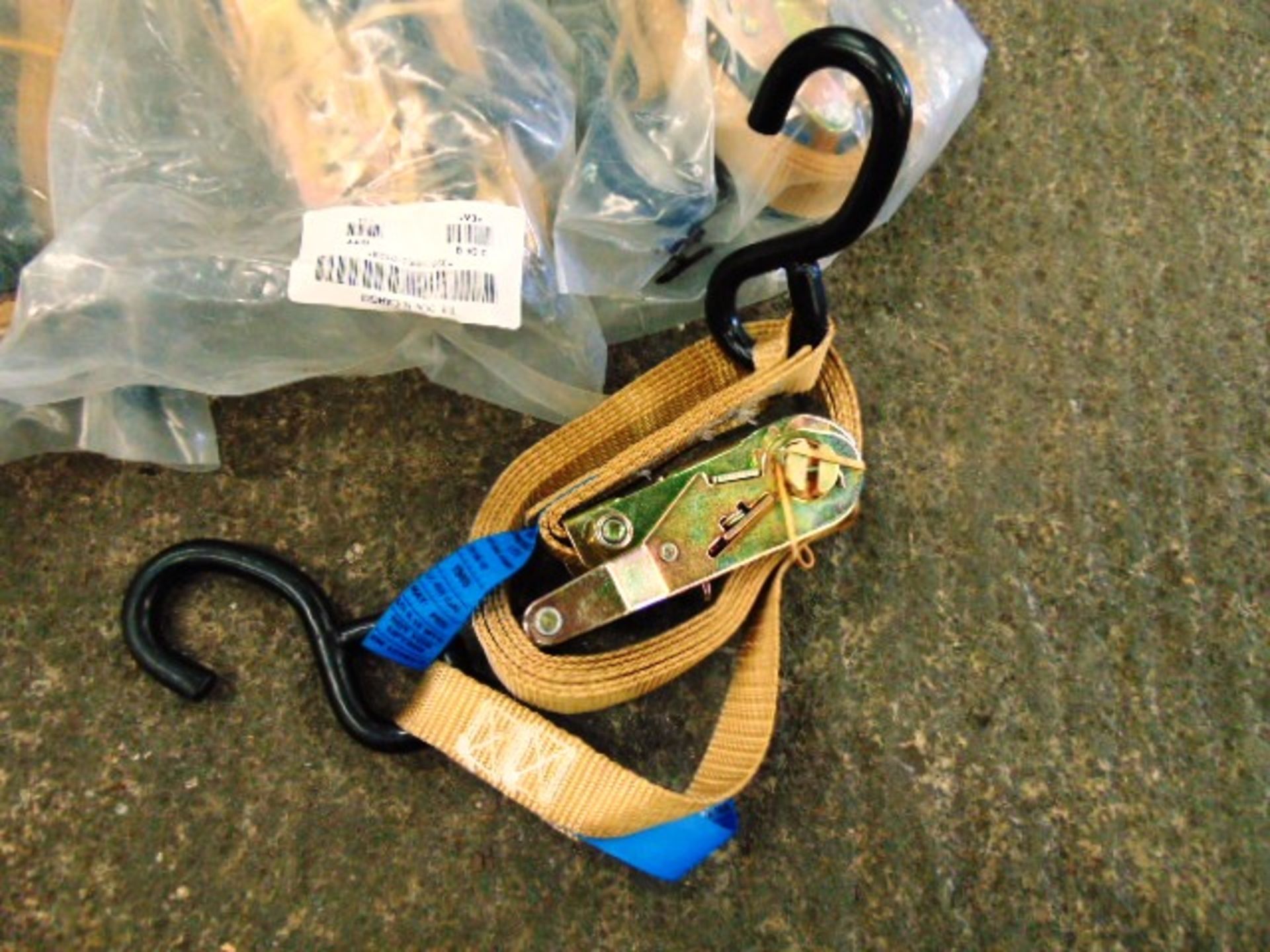 4 x Unissed Desert Ratchet Straps 450 DAN 2.5m - Image 3 of 4