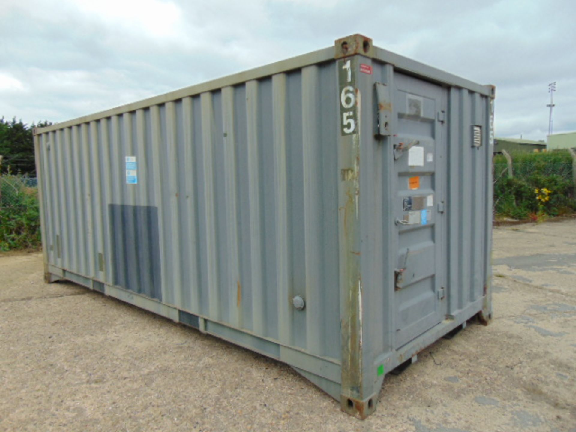 Front Line Ablution Unit in 20ft Container with hook loader, Twist Locks Etc