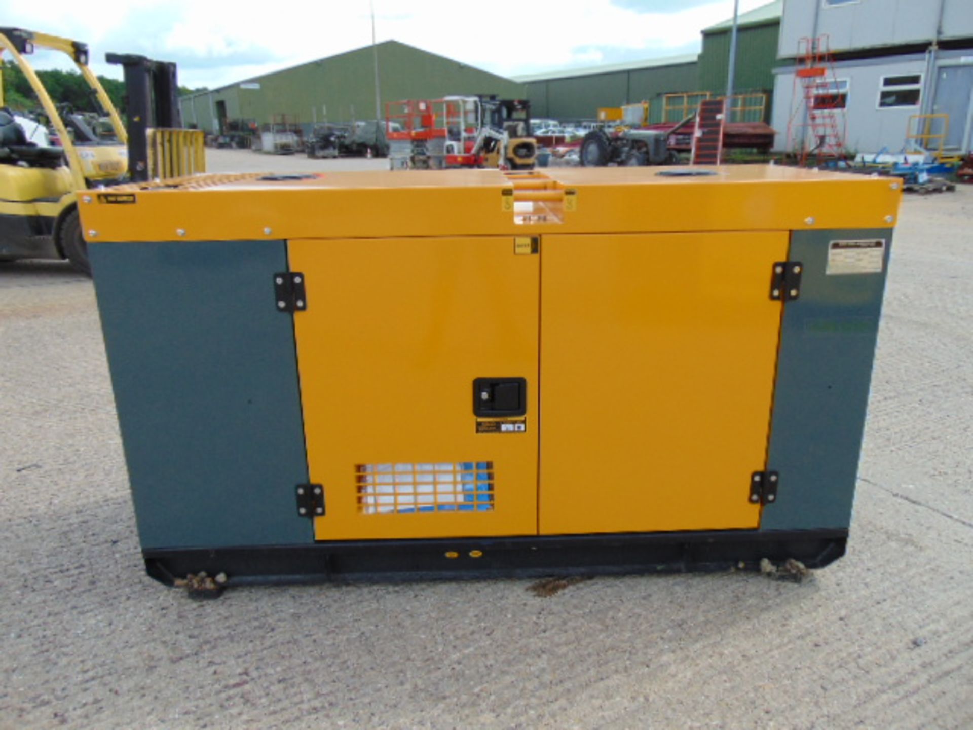 2020 UNISSUED 60 KVA 3 Phase Silent Diesel Generator Set - Image 5 of 22