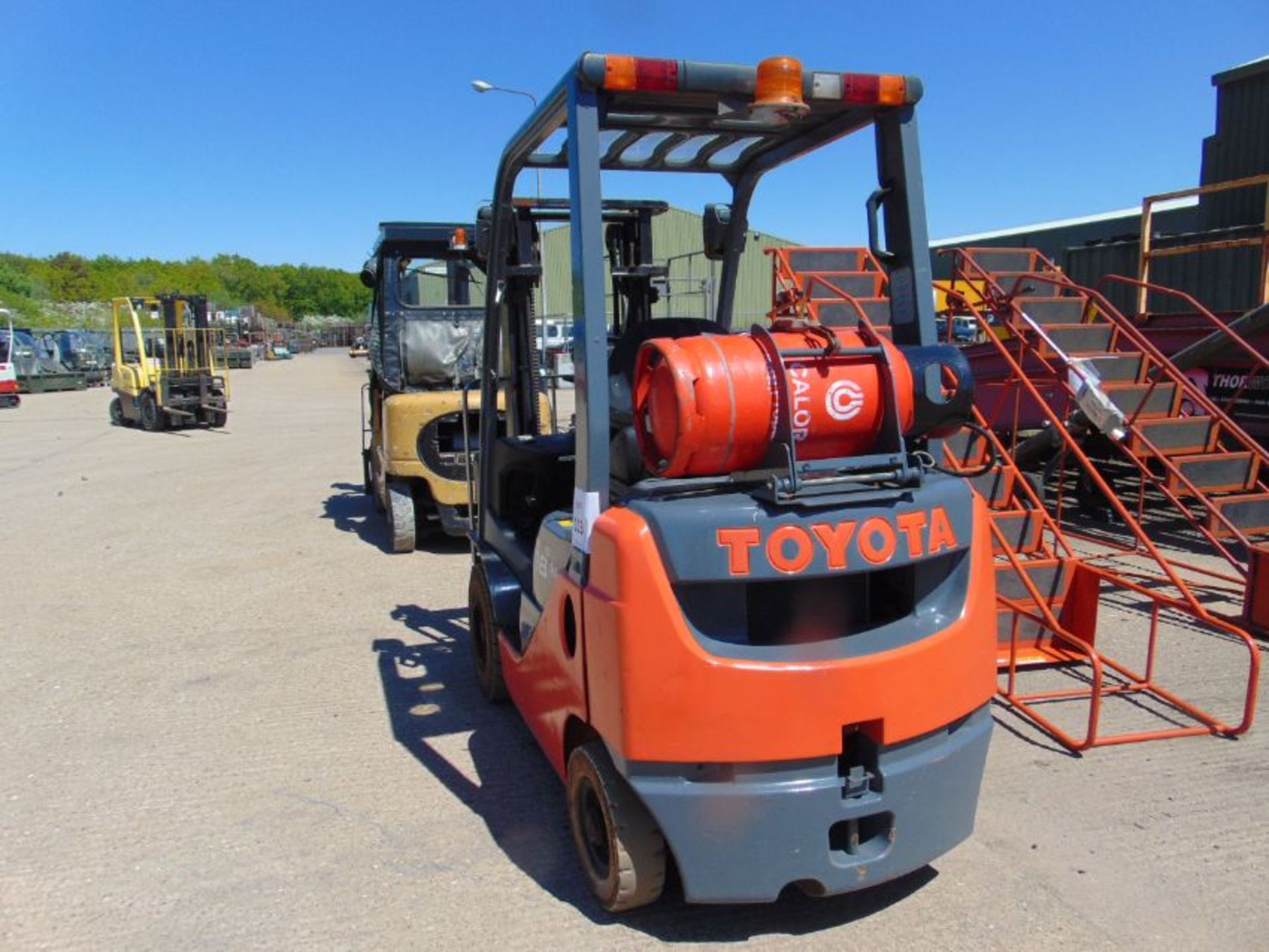 2014 Toyota Tonero 18 Forklift ONLY 4,893 HOURS! - Image 3 of 9