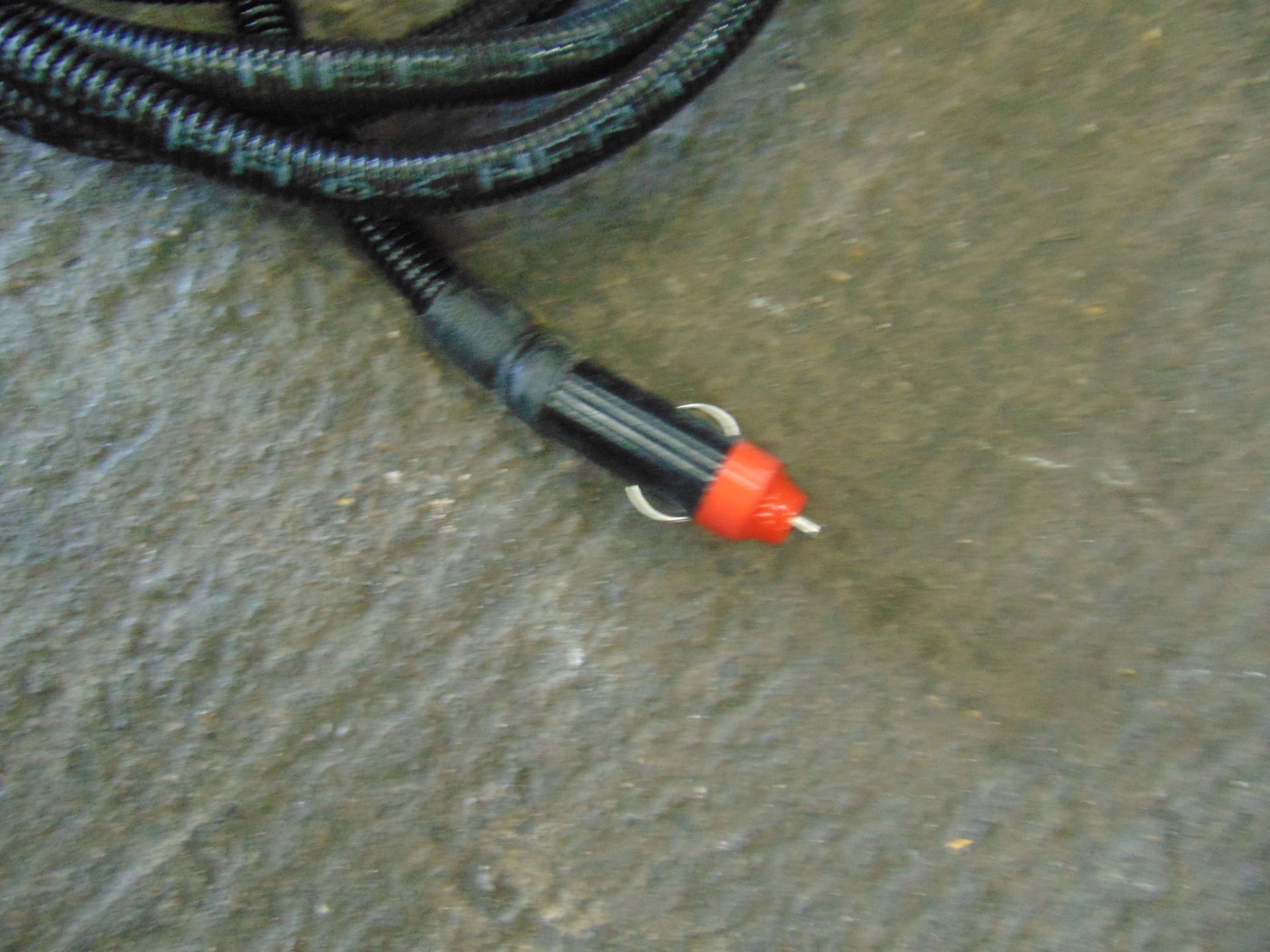 BOILING VESSEL (BV) POWER CABLES 1 x AFV TYPE 1 x LAND ROVER TYPE - Image 4 of 5