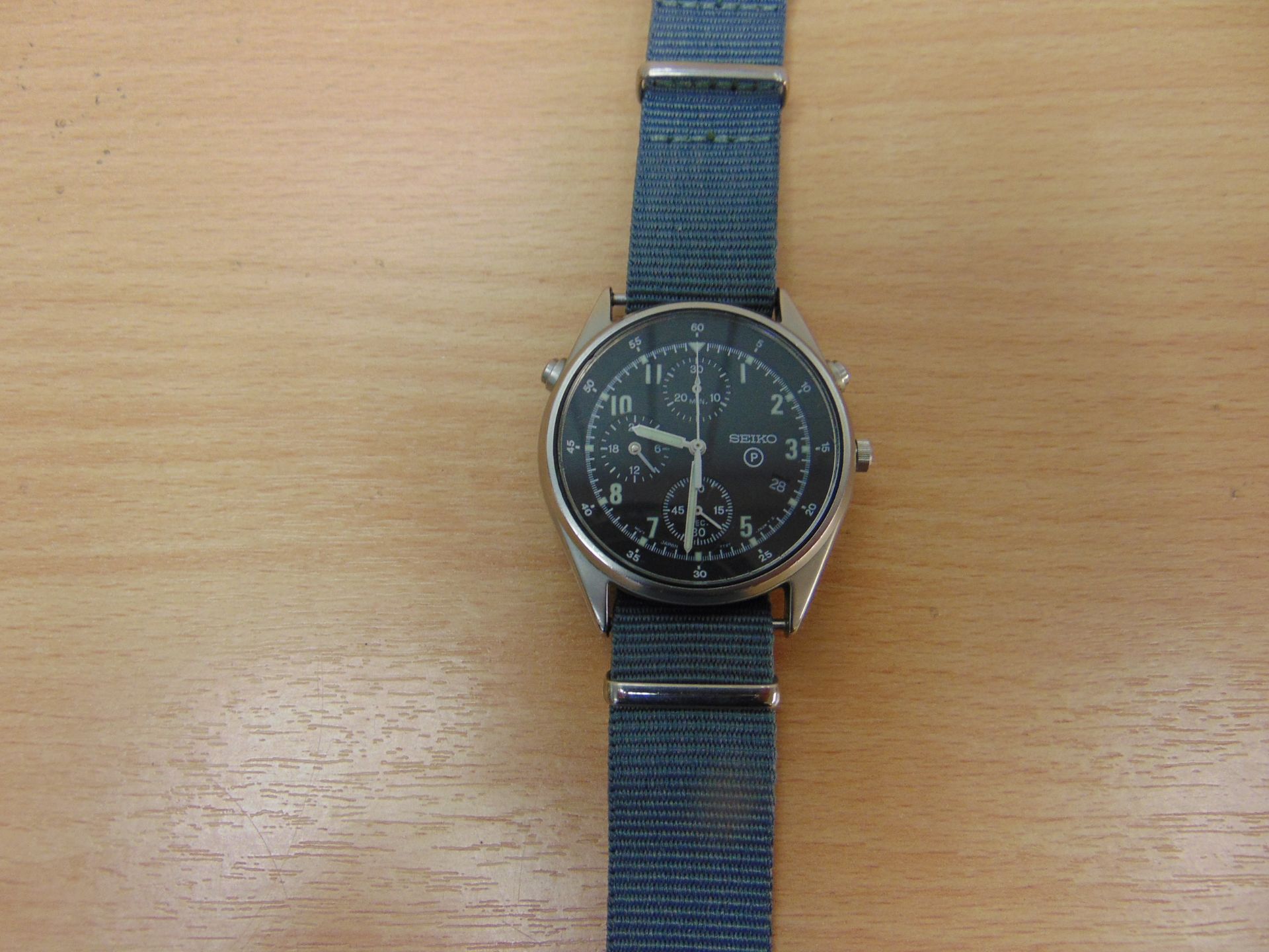 VERY NICE R.A.F. PILOTS ISSUE SEIKO GEN 2 CHRONO WITH NATO MARKINGS, DATED 1994 - Image 2 of 8