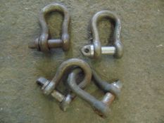 4 x 25CWT BOW SHACKLES