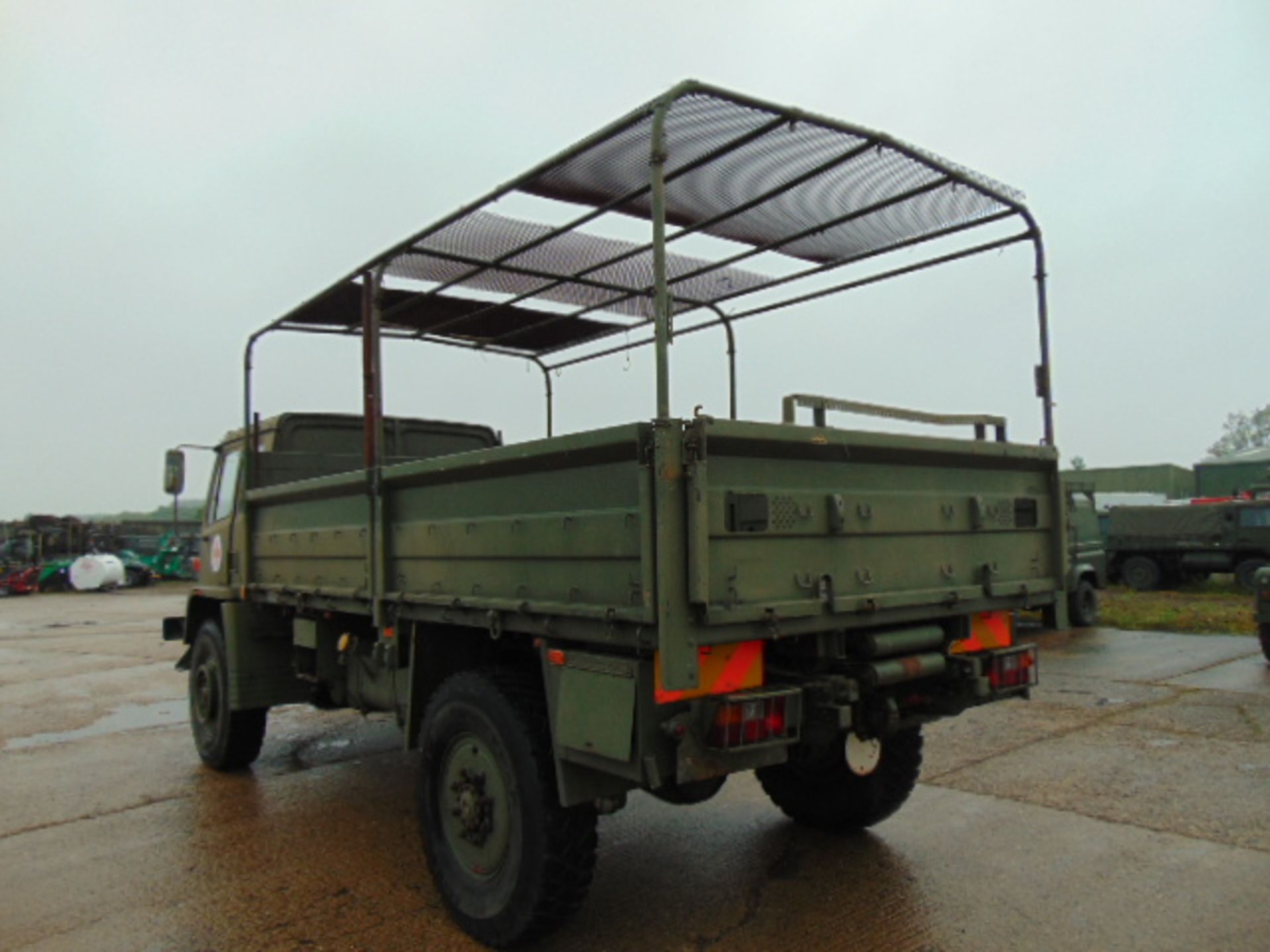 Leyland Daf 45/150 4 x 4 fitted with Hydraulic Winch ( operates Front and Rear ) - Image 8 of 27