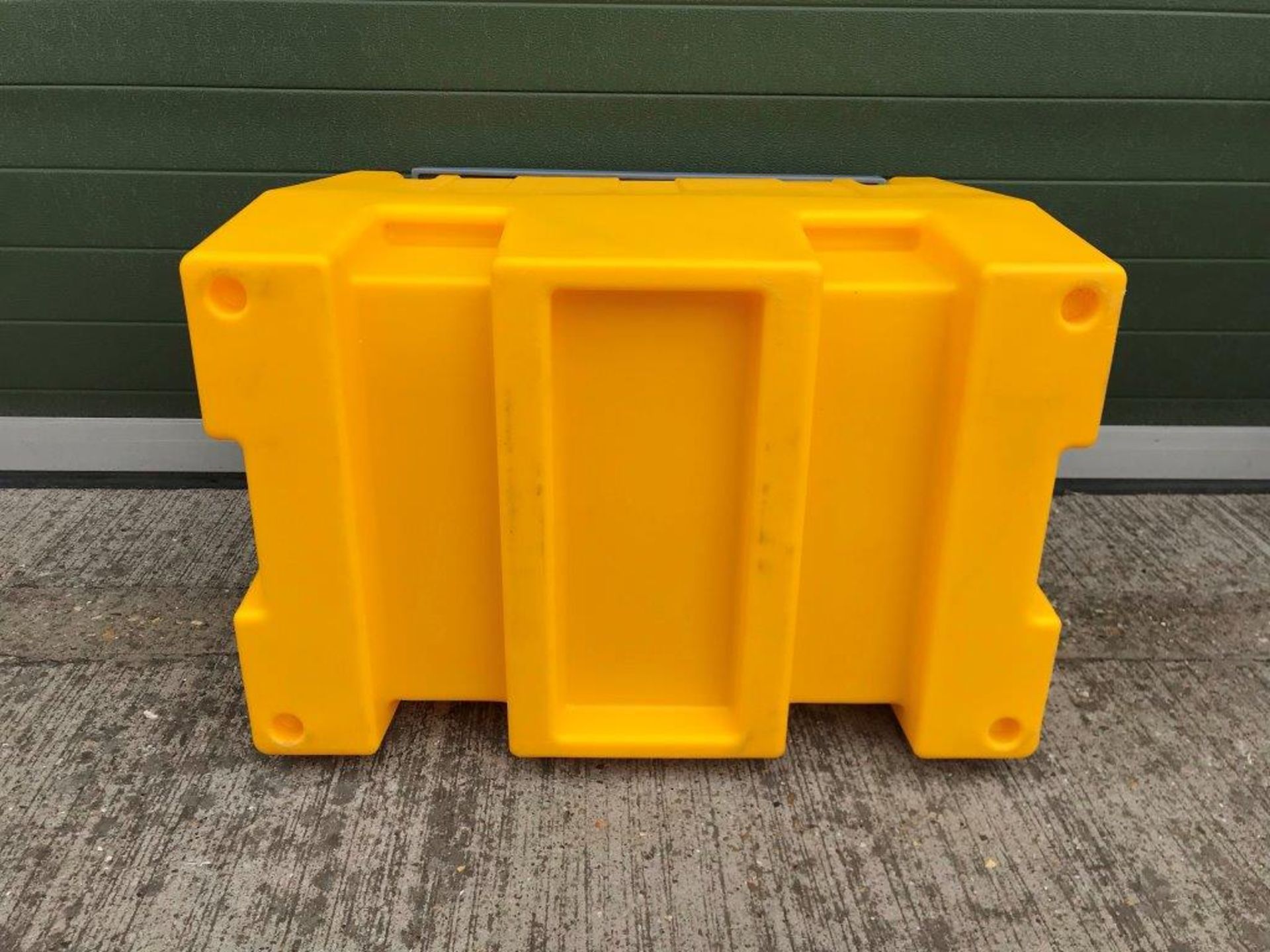 ** BRAND NEW ** Unused DTK240 transportable 220lt diesel tank Brand New, in the box - Image 12 of 36