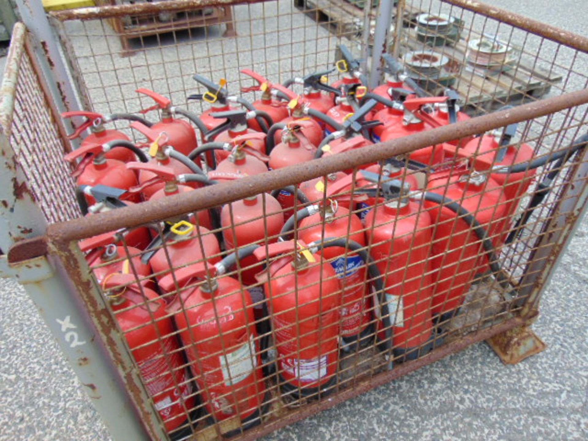 32 x Fire Extinguishers - Image 3 of 3