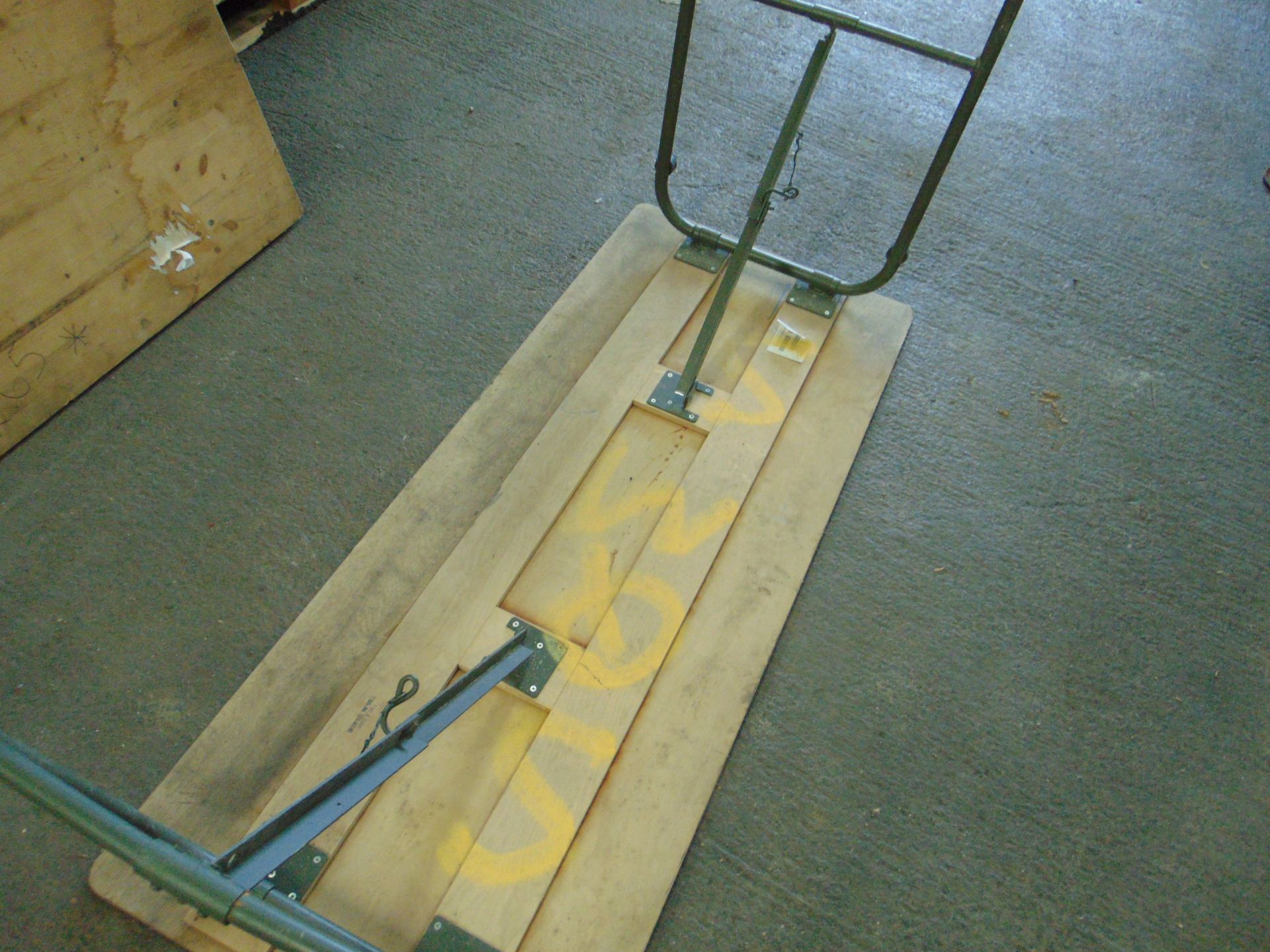 1 x 5ft TABLE WITH FOLDING LEGS - Image 3 of 5