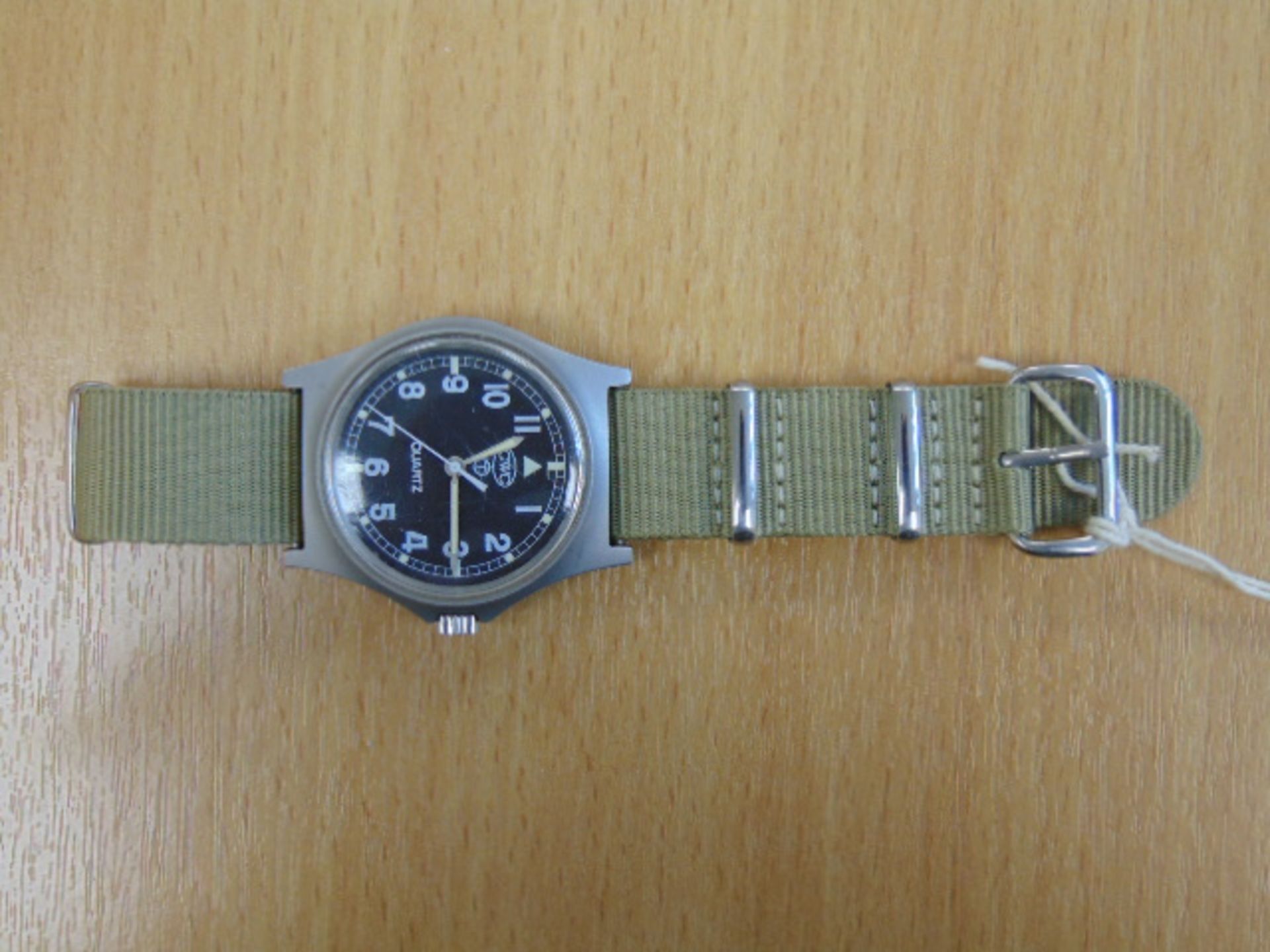 V. RARE AND NICE CONDITION CWC 0552 ROYAL MARINES ISSUE SERVICE WATCH