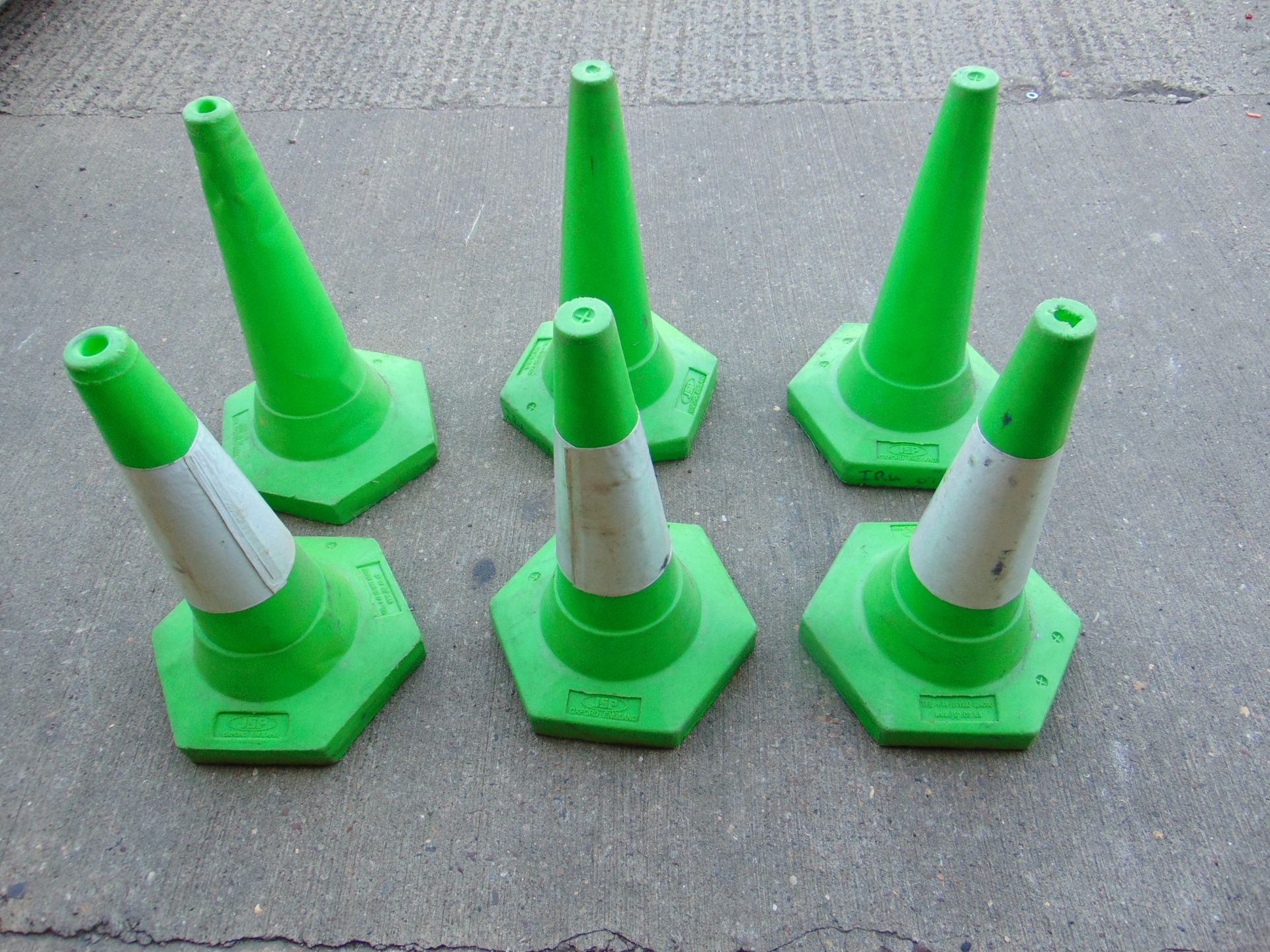 6 x Green Traffic Cones - Image 2 of 3