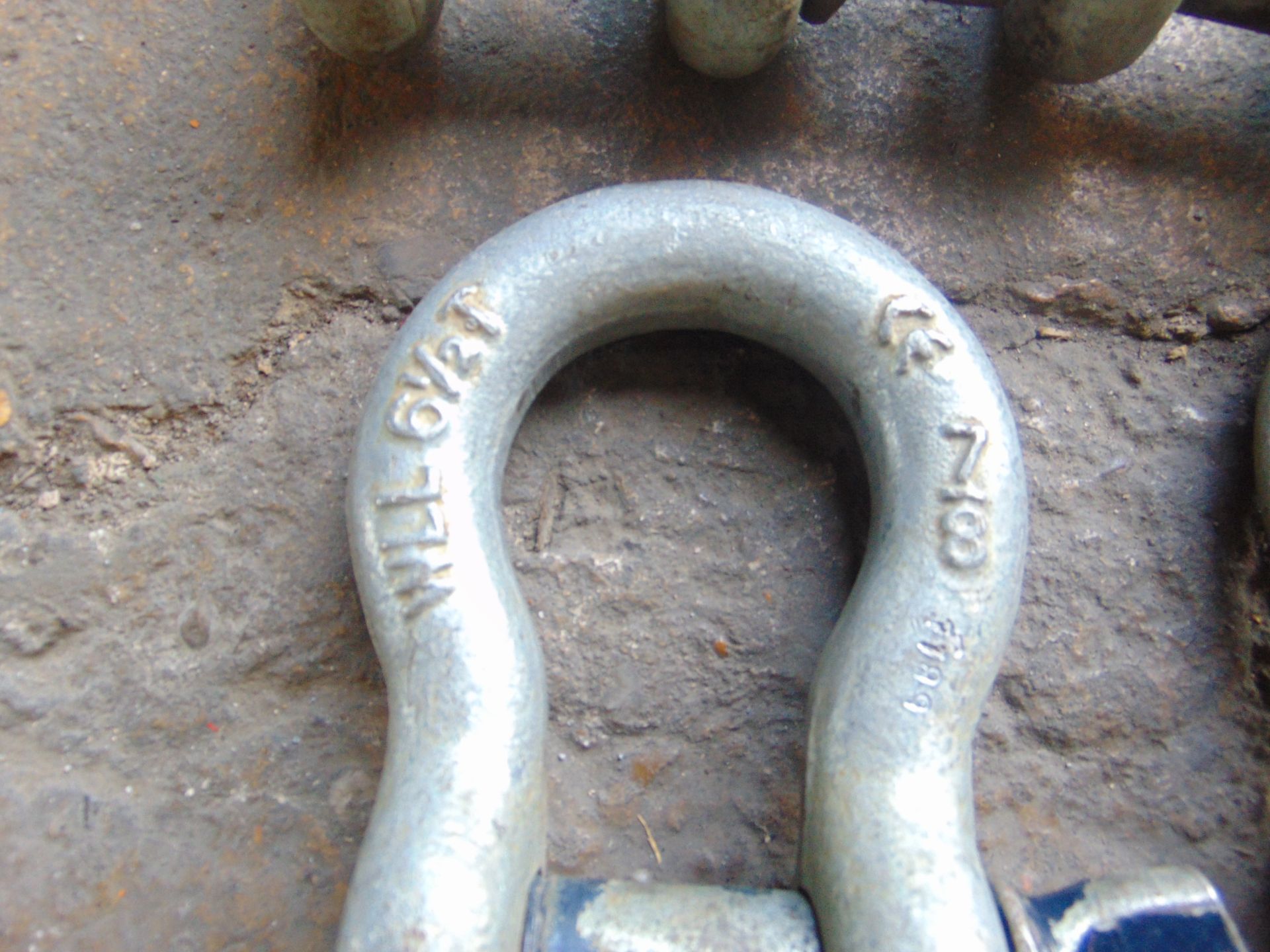7 x 6.5T Bow Shackles - Image 2 of 2