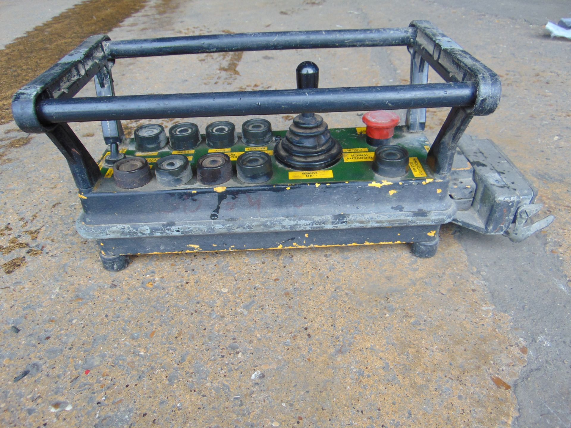 FODEN RECOVERY BACK BIN CRANE/WINCH CONTROL UNIT - Image 3 of 4