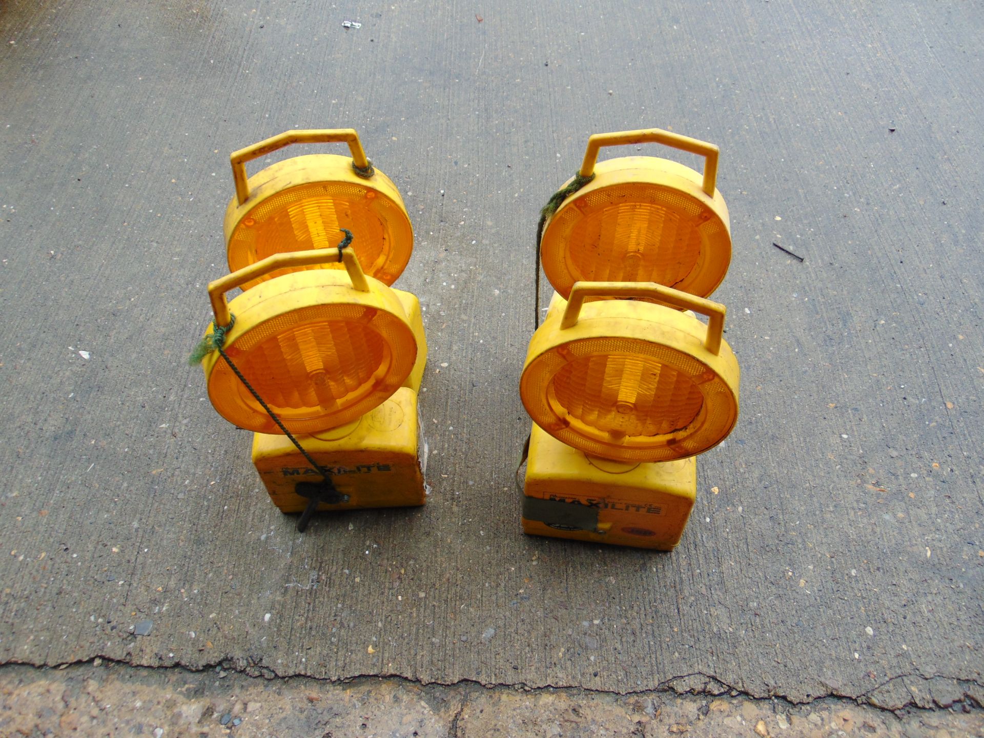 4 x Amber Flashing Lights