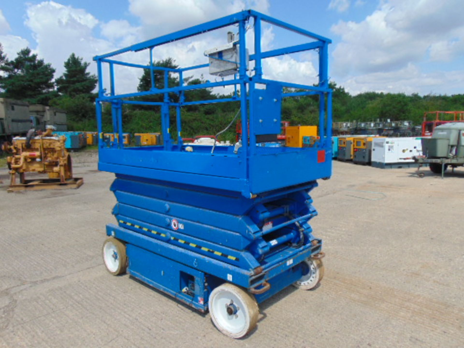 2012 SkyJack SJ4632 Electric Scissor Lift ONLY 265 HOURS! - Image 7 of 18