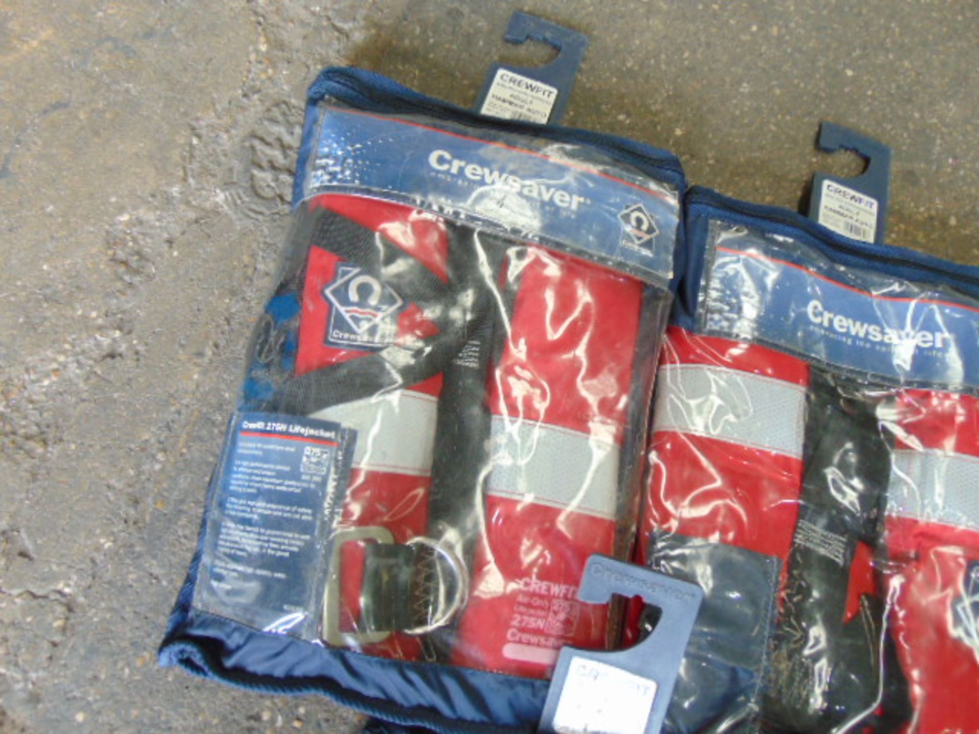 5 x Crewsaver Crewfit 275N Life Jackets - Image 2 of 4